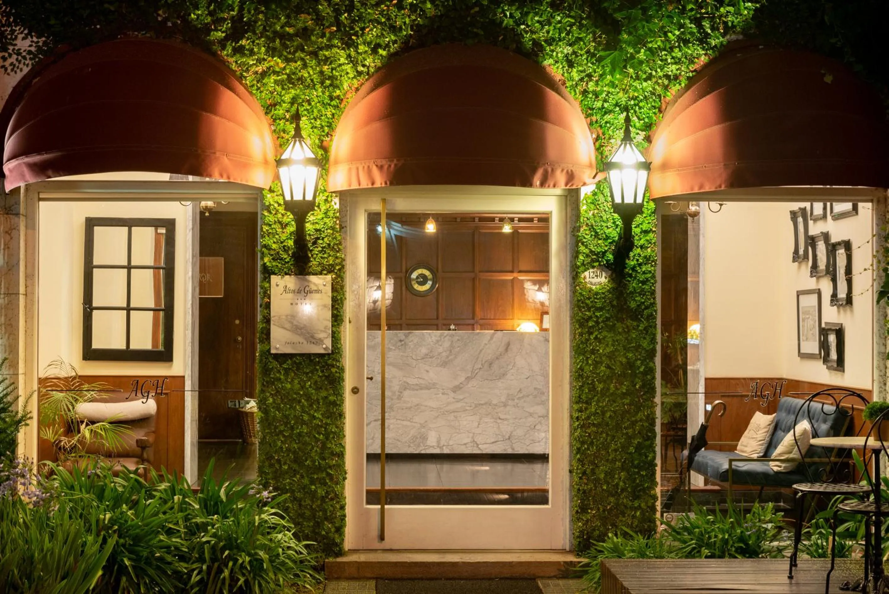 Facade/entrance in Altos de Guemes Hotel