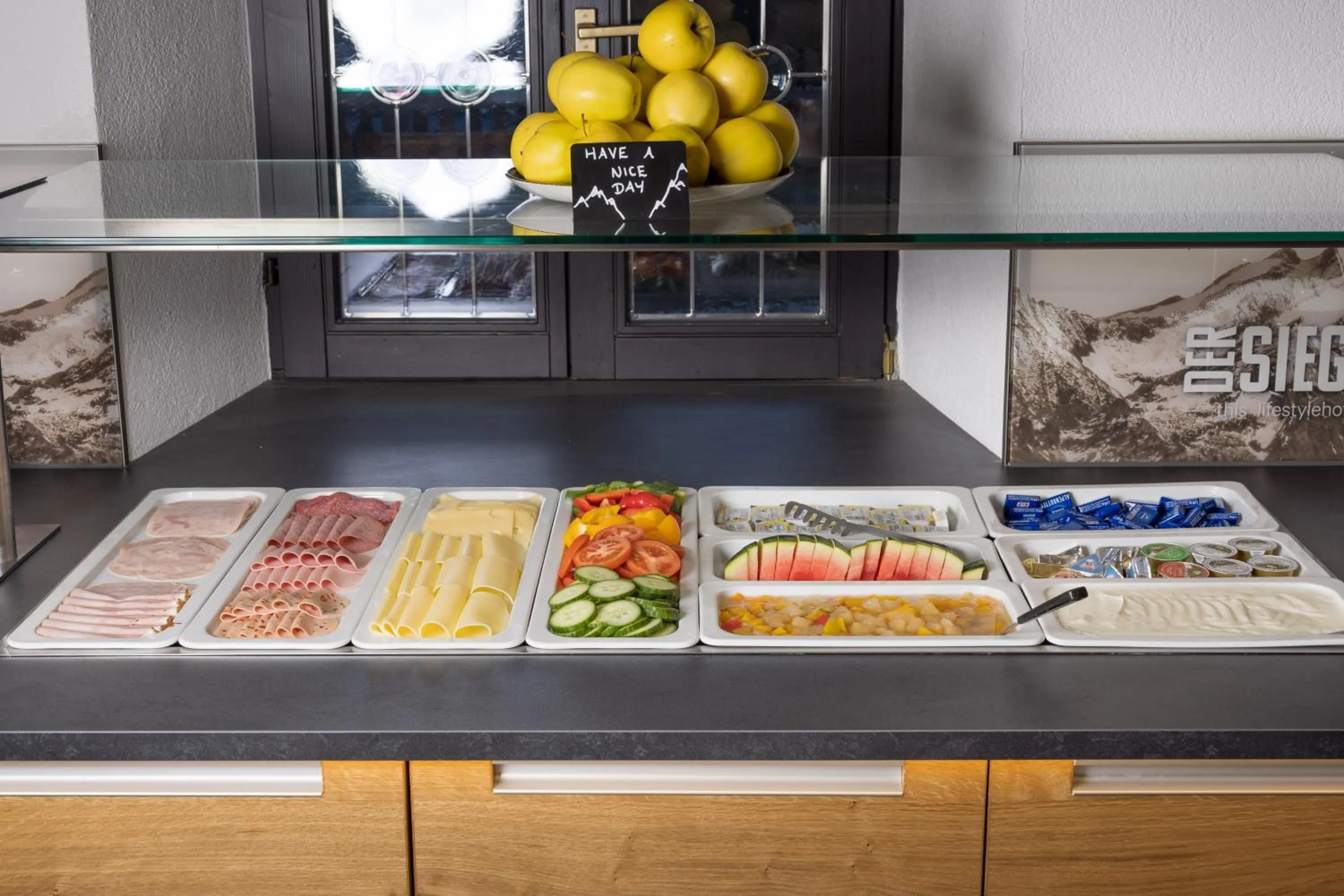 Breakfast in Der Siegeler B&B - this lifestylehotel rocks