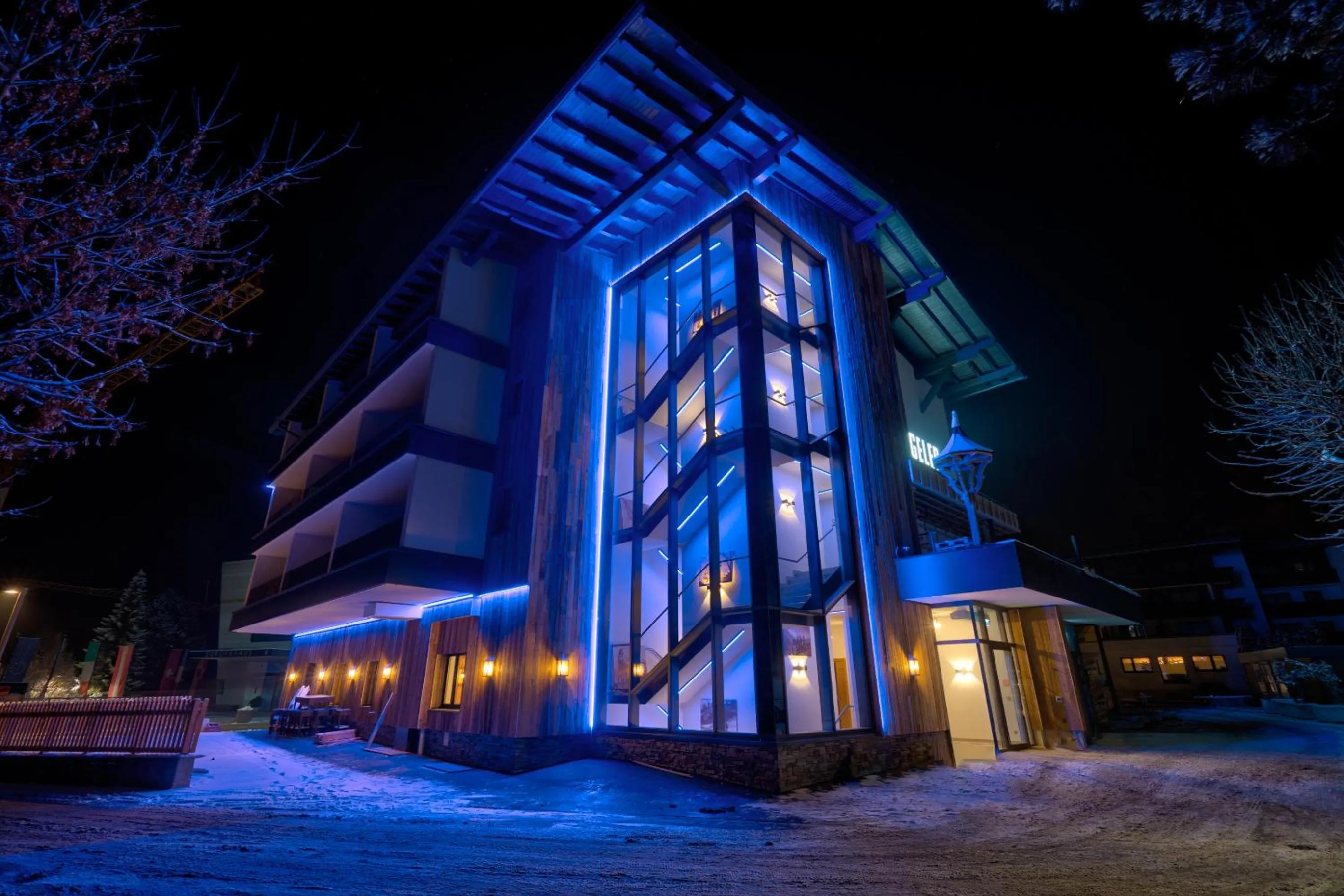 Property building in Der Siegeler B&B - this lifestylehotel rocks