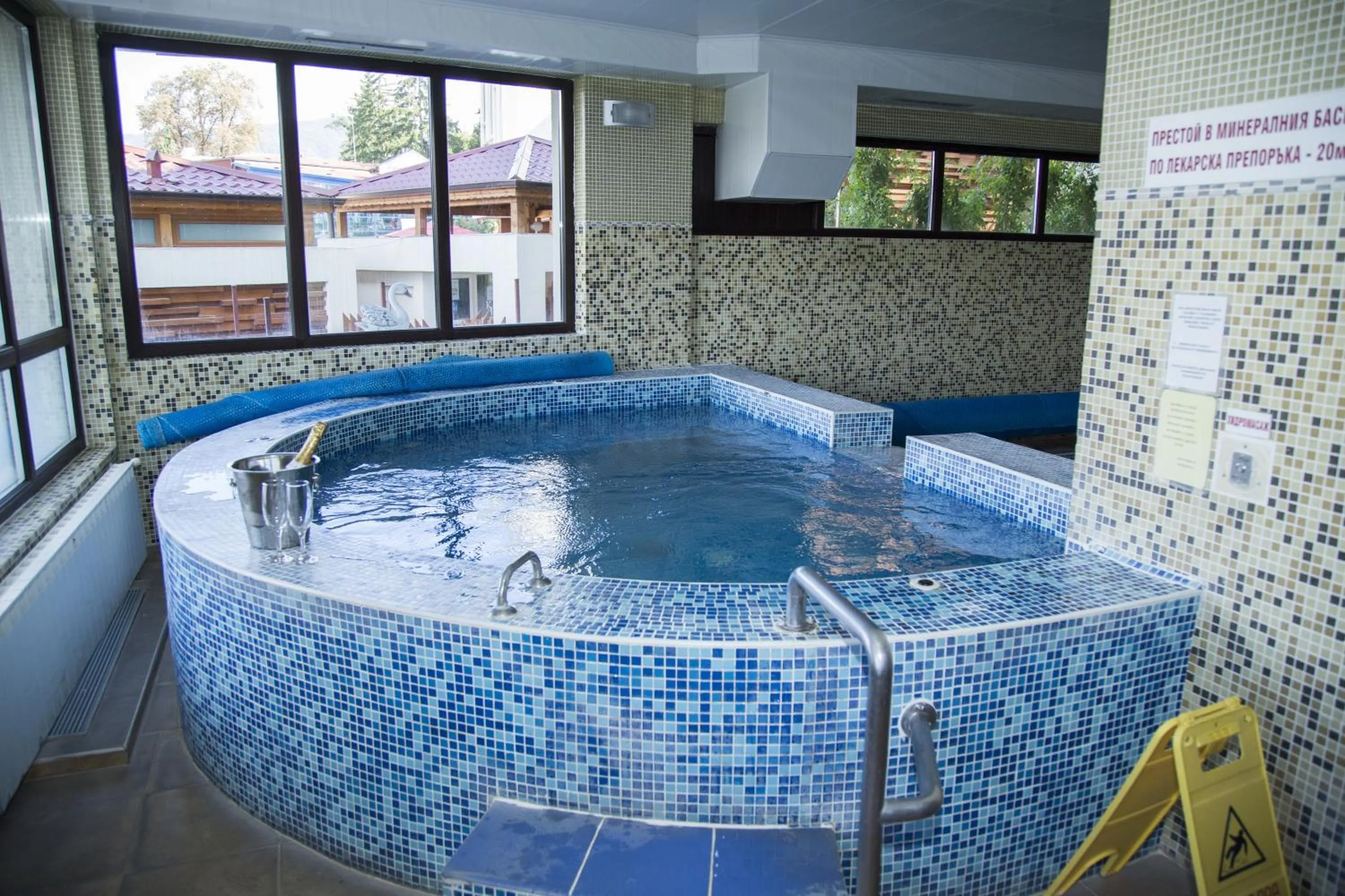 Spa and wellness centre/facilities in Family Hotel Emaly 2