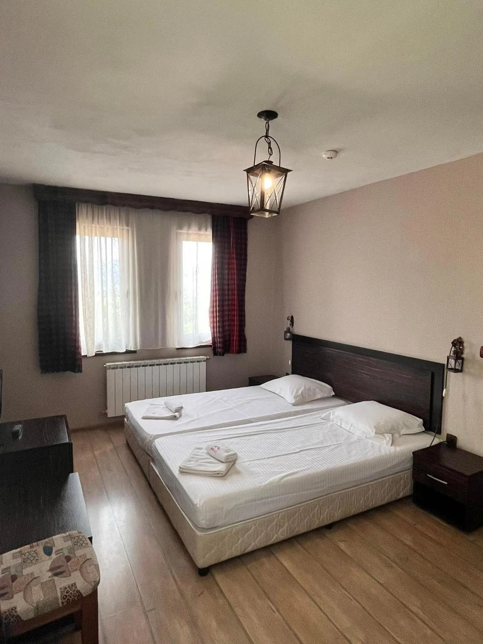 Bed in Family Hotel Emaly 2