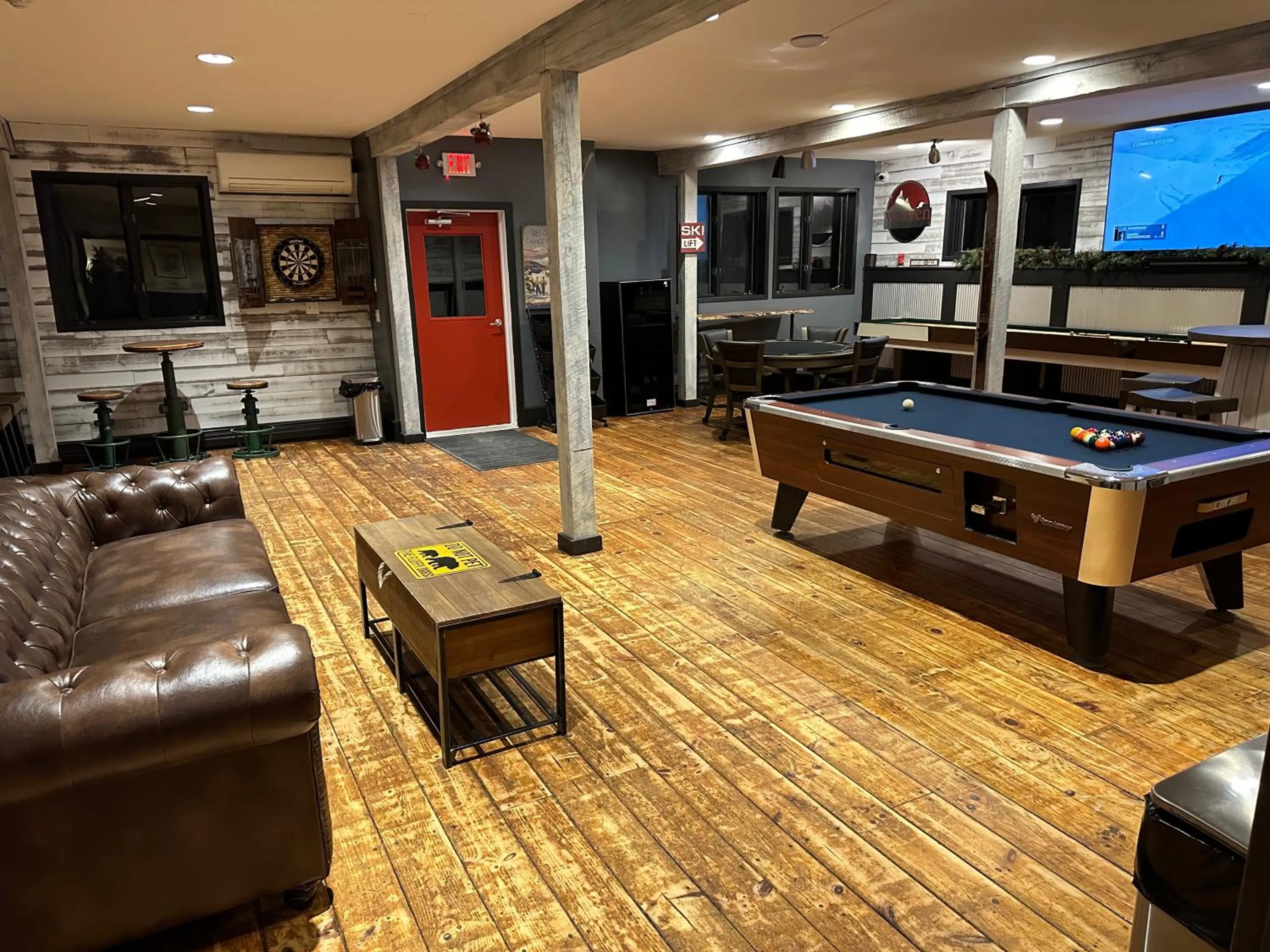 Billiard in White Horse Lodge