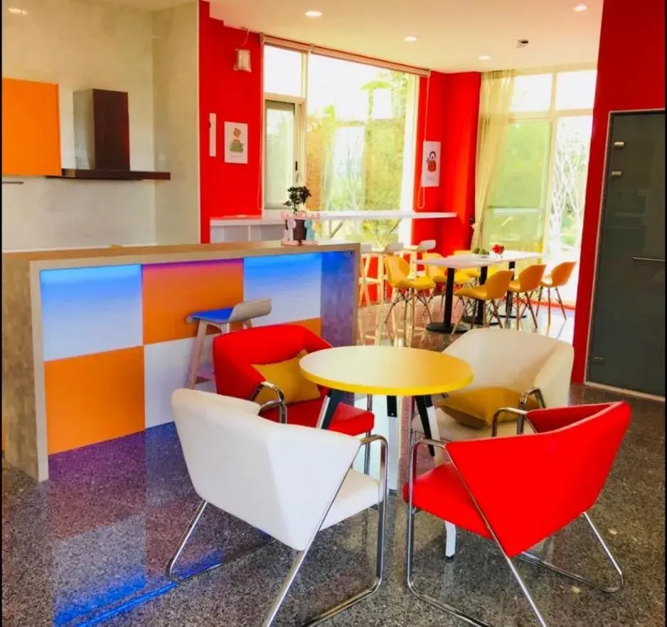 Restaurant/places to eat in Full Moon Resort Restaurant/places to eat in Full Moon Resort