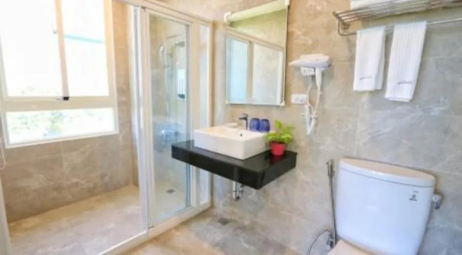 Bathroom in Full Moon Resort