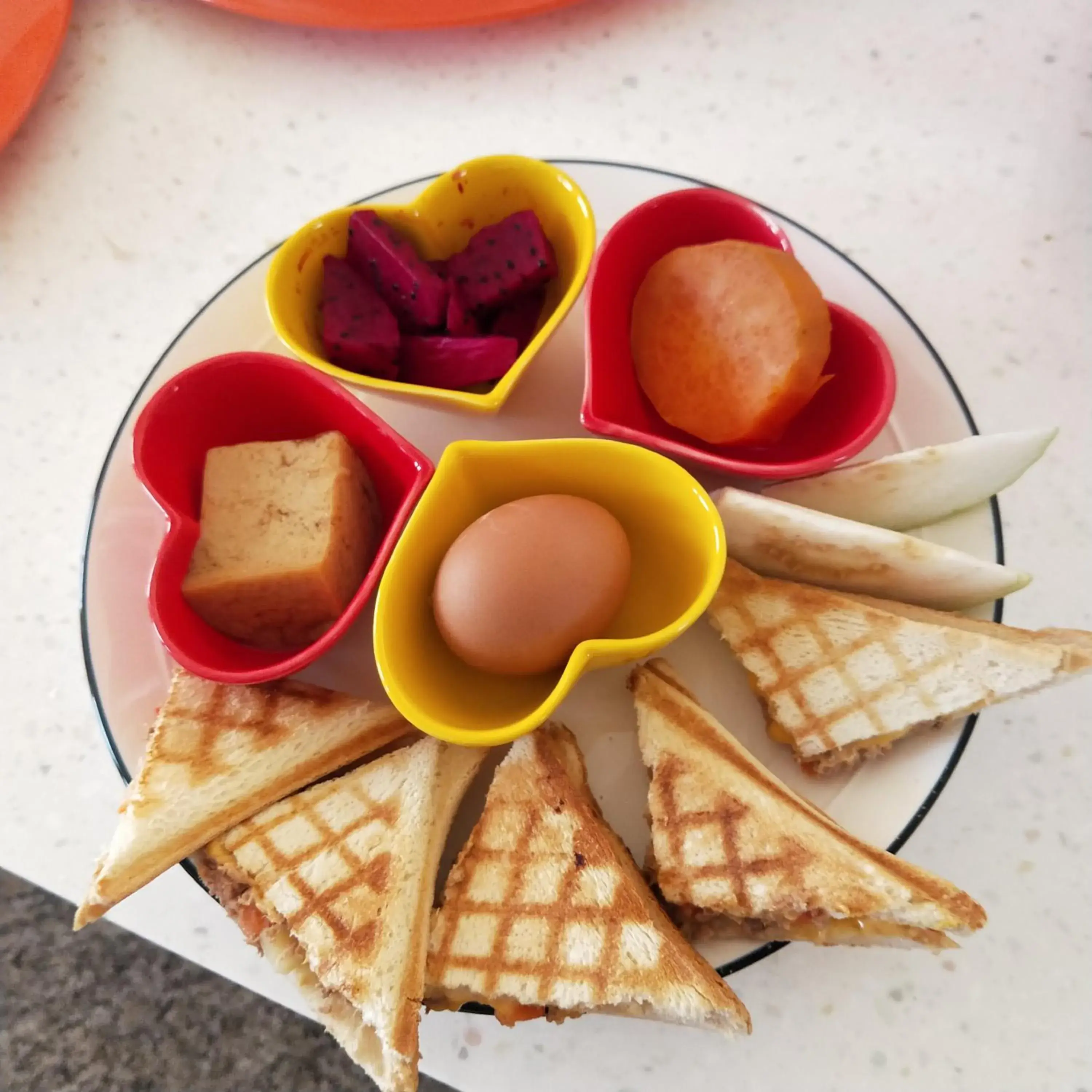 Food and drinks in Full Moon Resort Food and drinks in Full Moon Resort