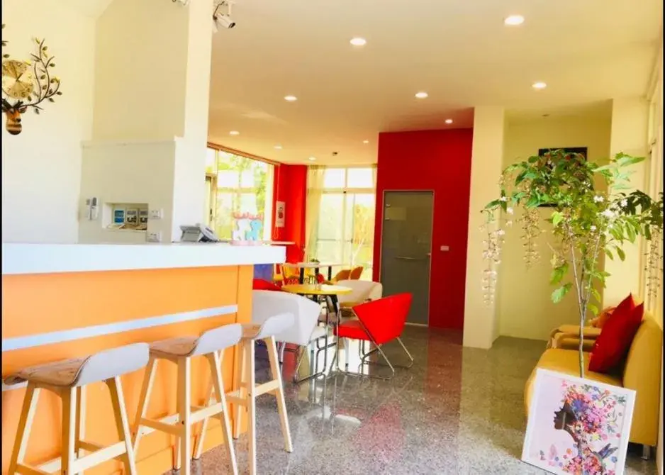 Restaurant/places to eat in Full Moon Resort Restaurant/places to eat in Full Moon Resort