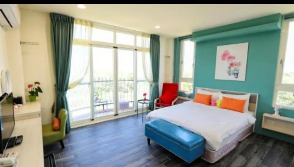 Photo of the whole room, Bed in Full Moon Resort