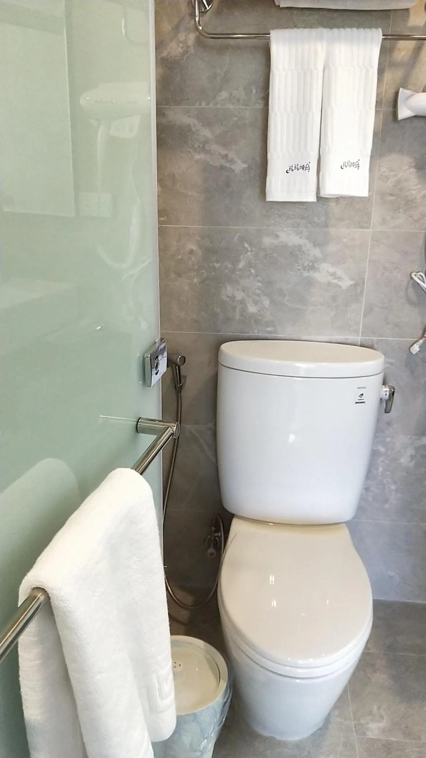 Toilet in Full Moon Resort