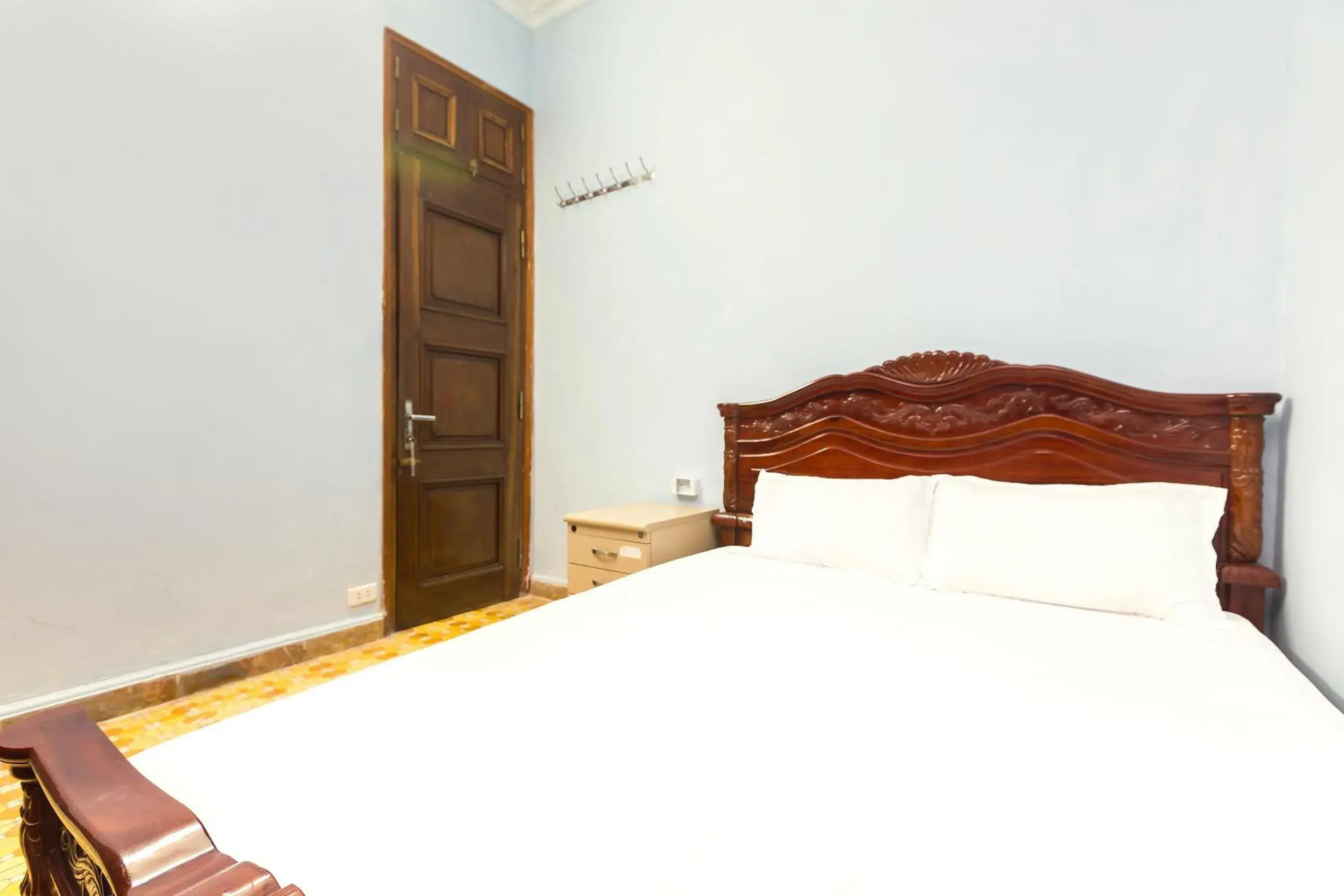 Small Double Room in Chikoo Homestay spot-on Small Double Room in Chikoo Homestay spot-on