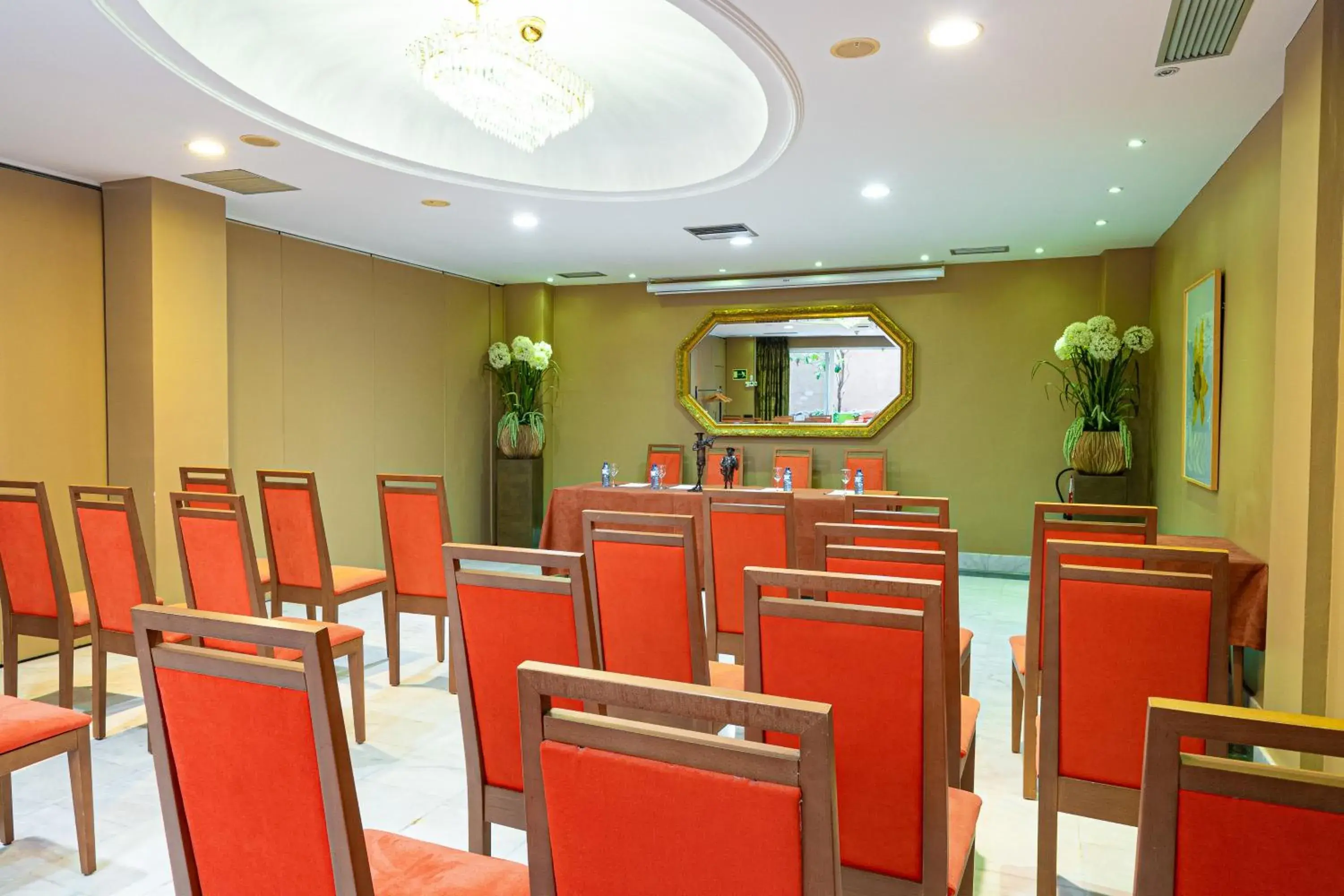 Business facilities in Hotel Sancho