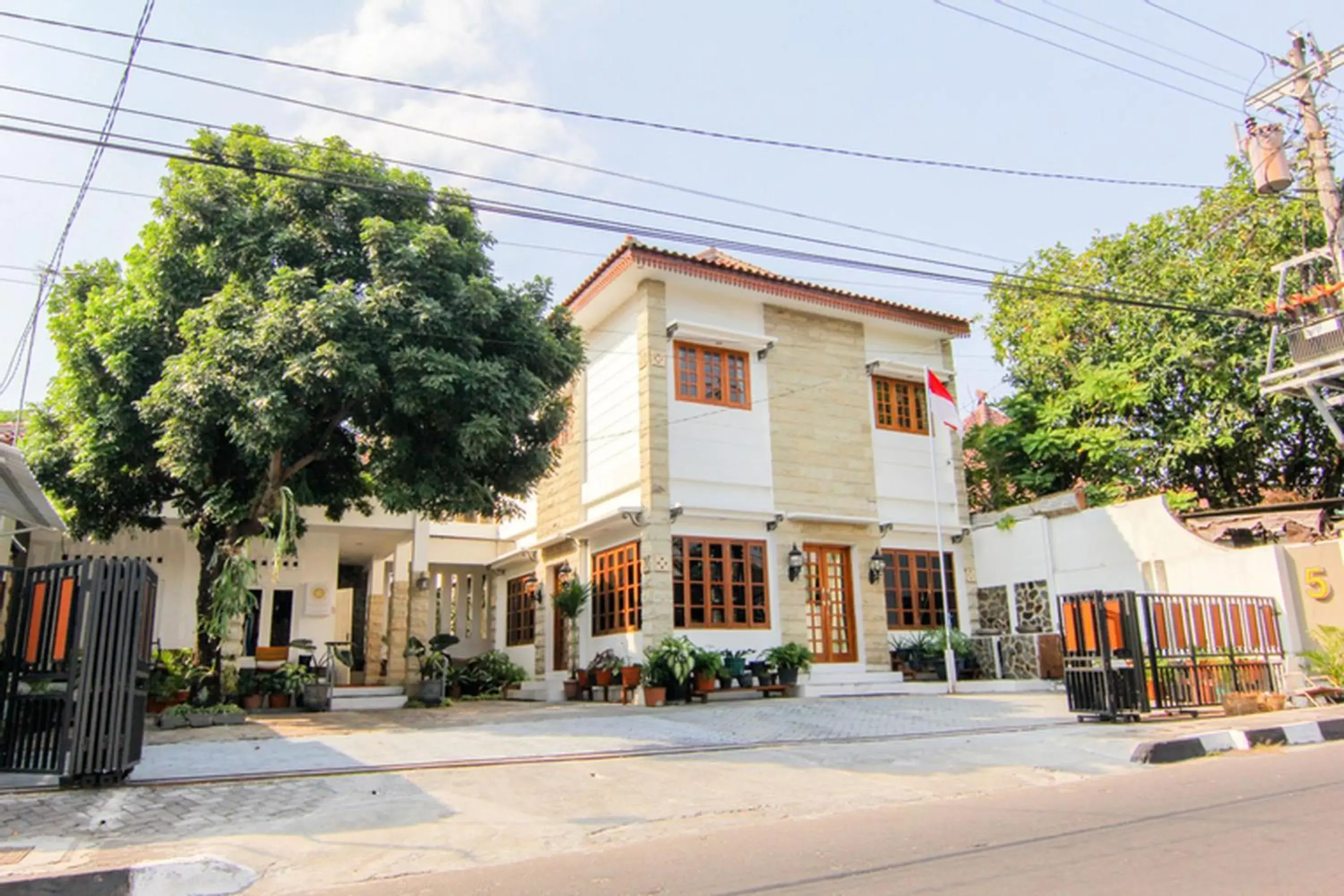 Property building in S5 Guest House Yogyakarta Property building in S5 Guest House Yogyakarta