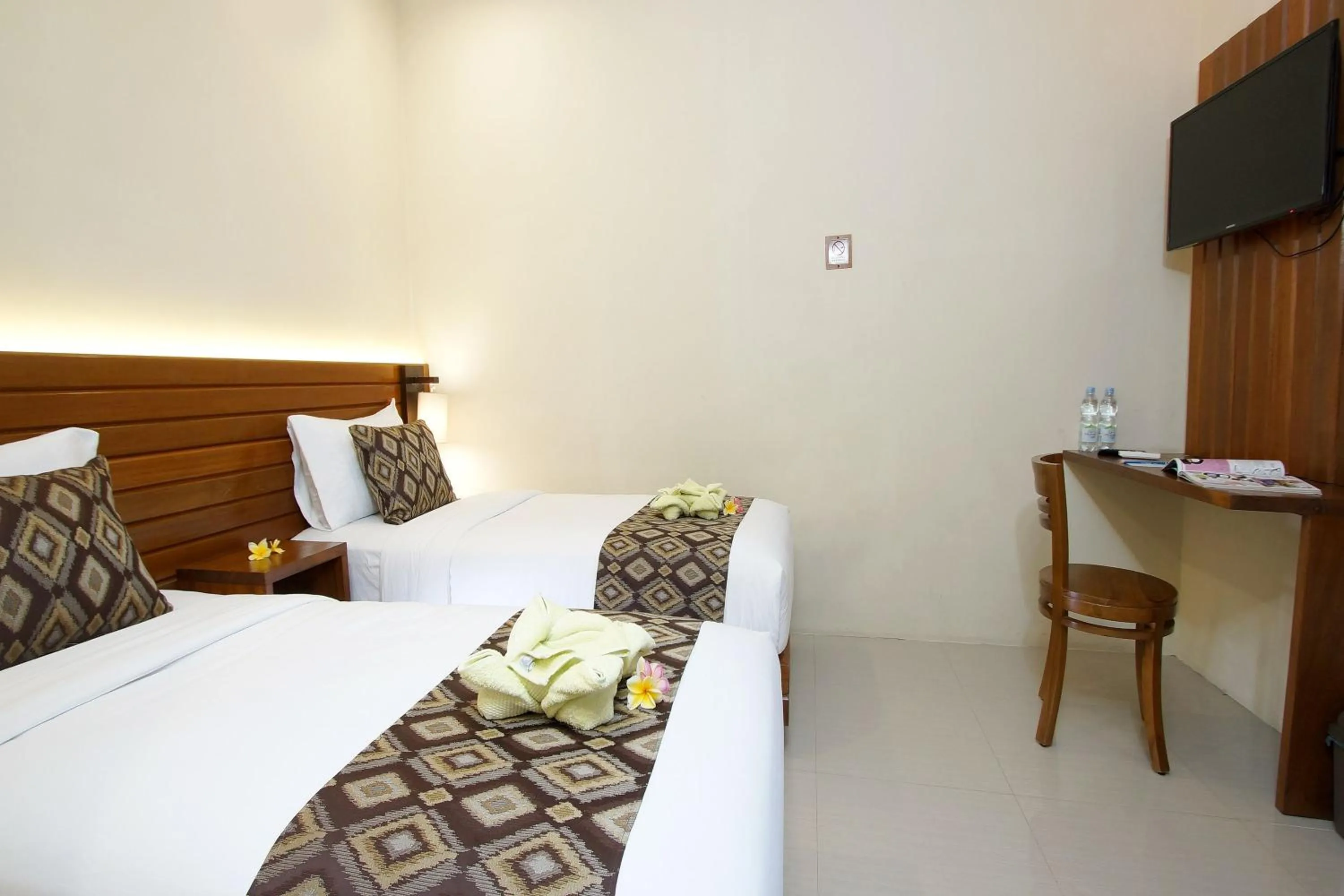 Bed in S5 Guest House Yogyakarta