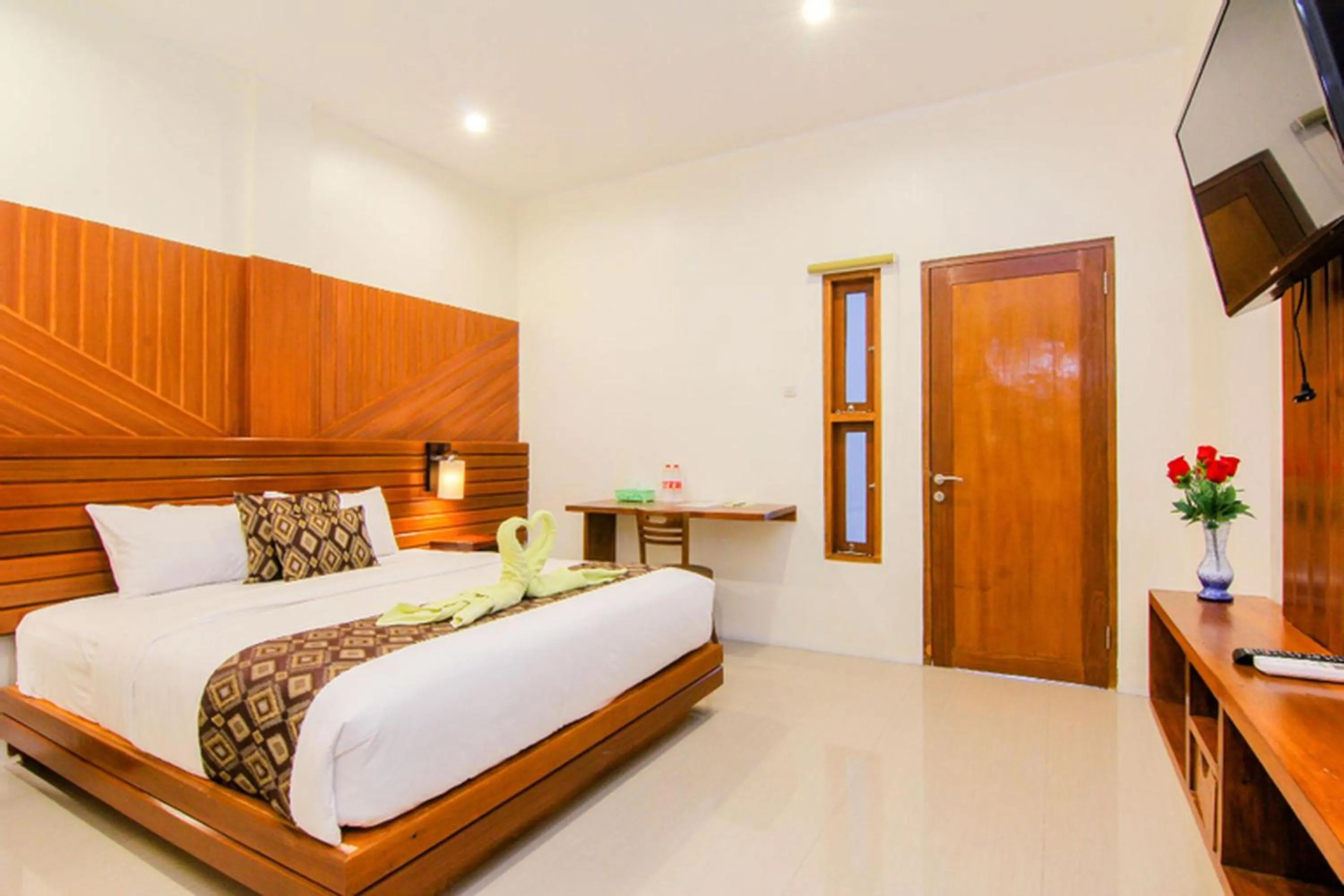 Bed in S5 Guest House Yogyakarta