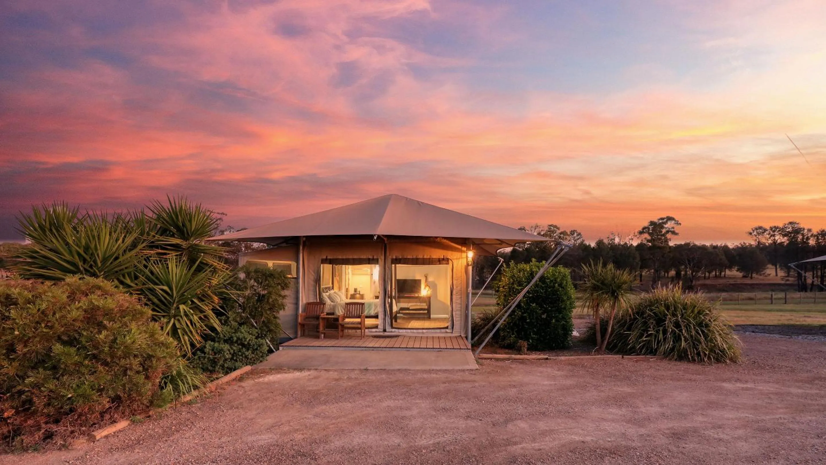 Sunset in Dubbo Rhino Lodge