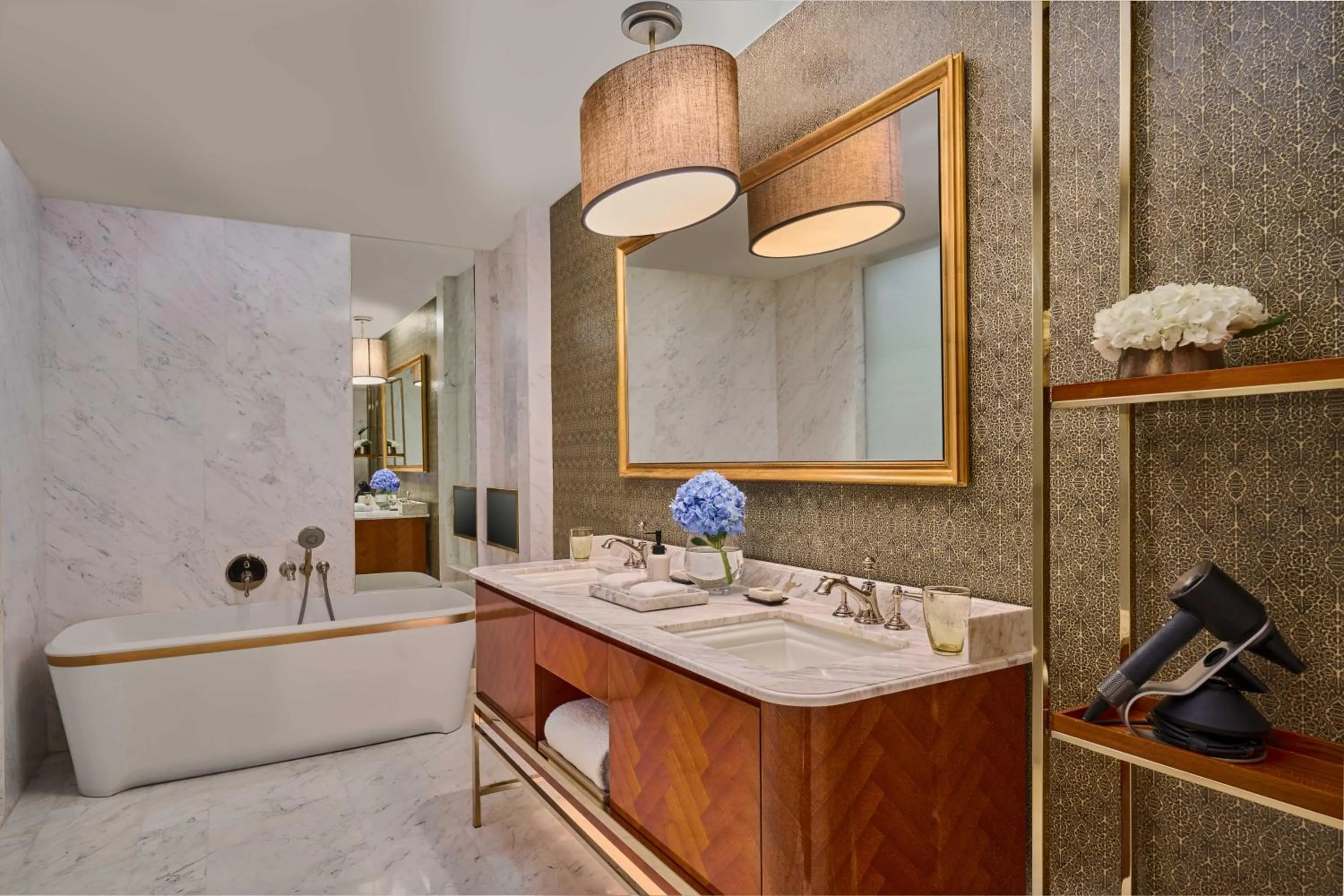 Bathroom in Rosewood Bangkok