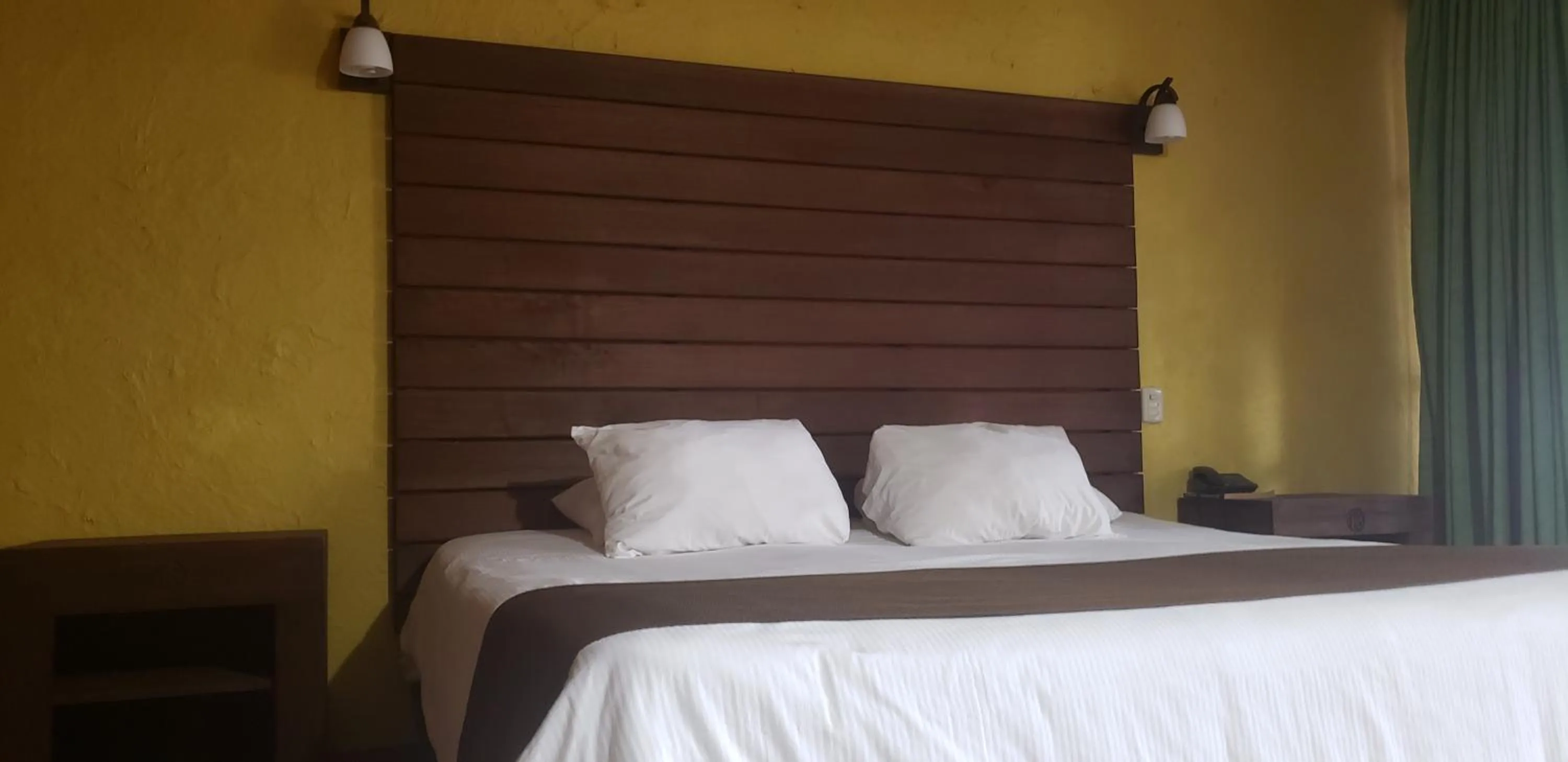 Bed in Hotel El Rancho