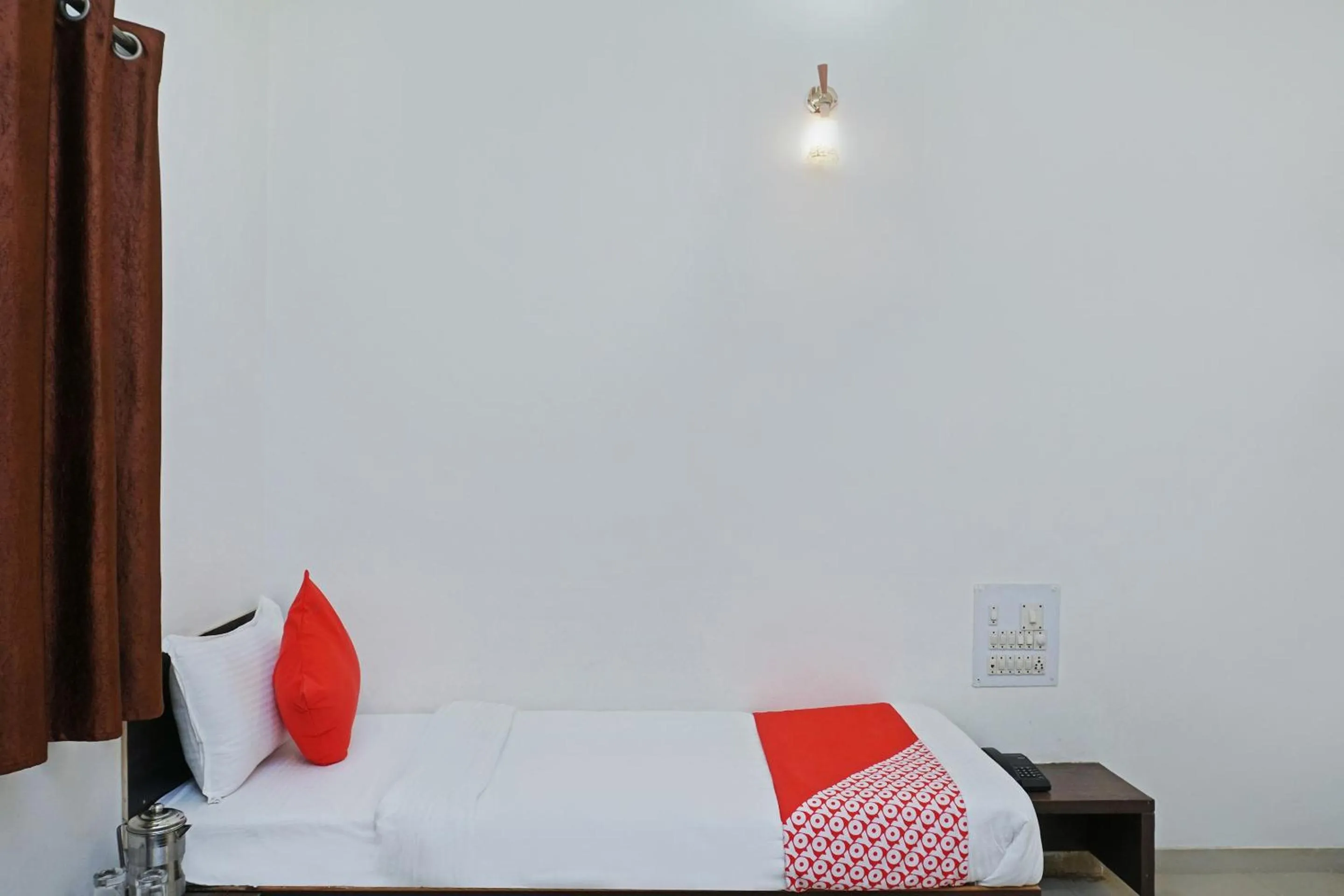 Bedroom, Bed in Hotel O Shirdi Sai Inn