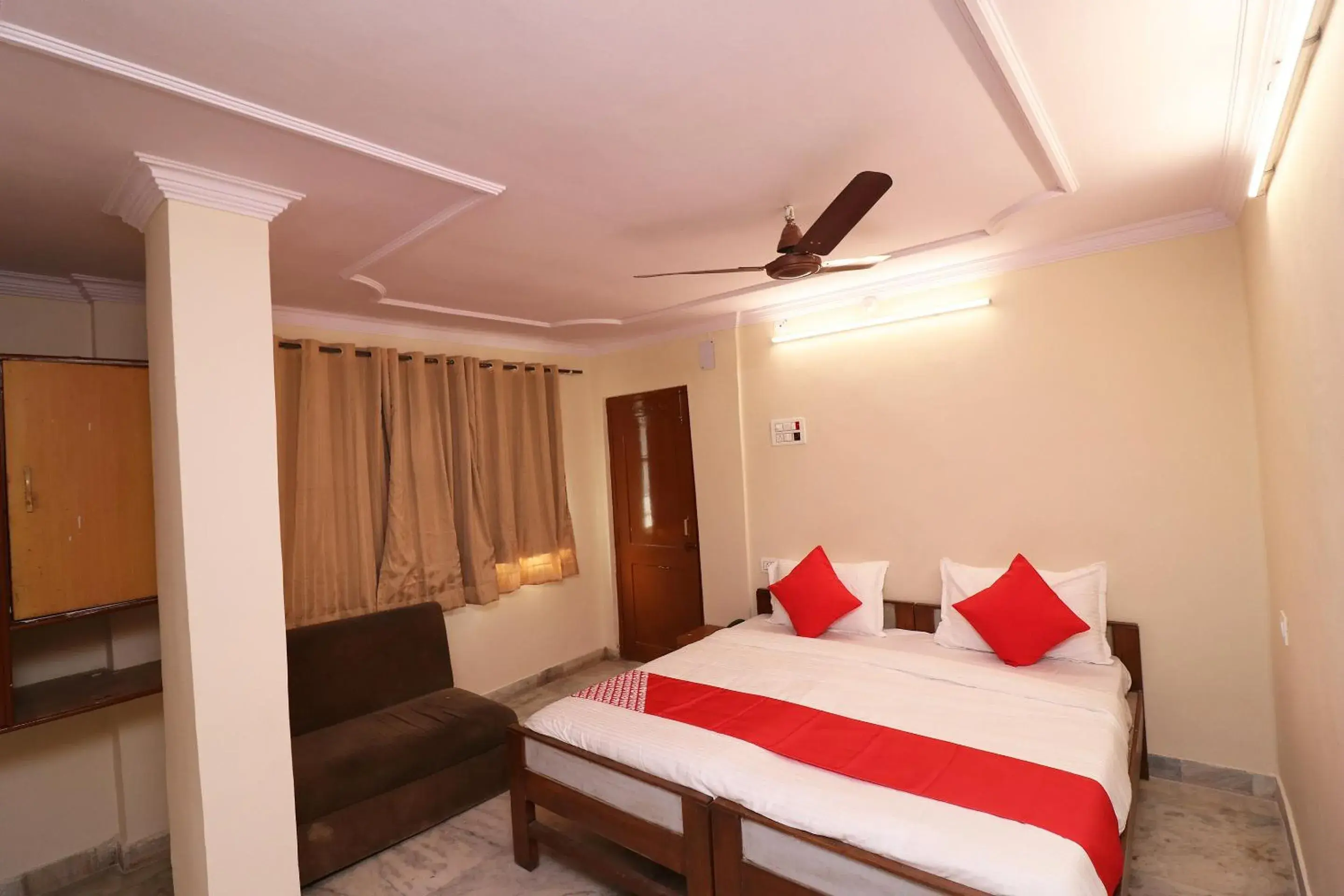 Facade/entrance, Bed in Hotel O Midtown Facade/entrance, Bed in Hotel O Midtown