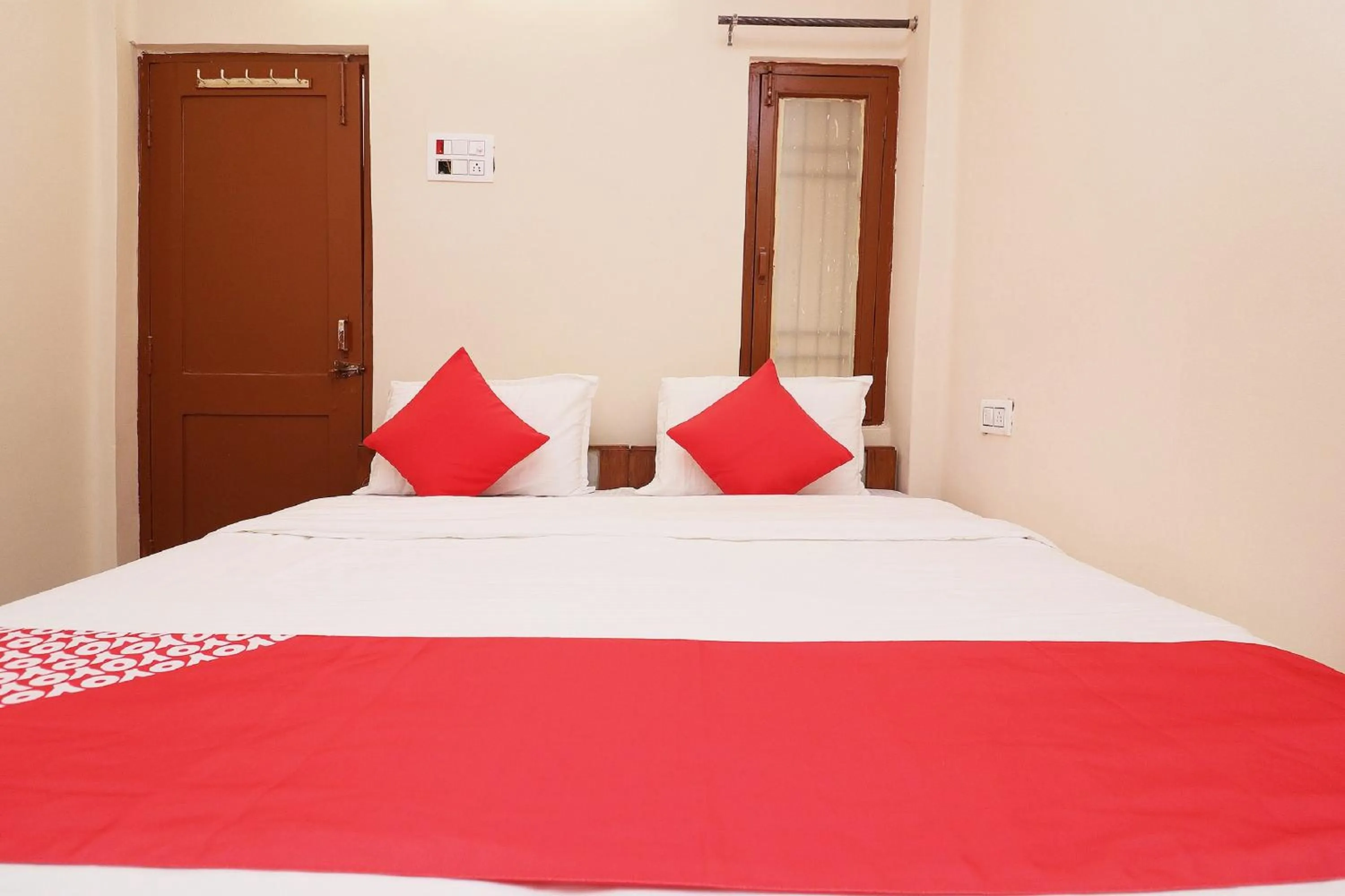 Lobby or reception, Bed in Hotel O Midtown