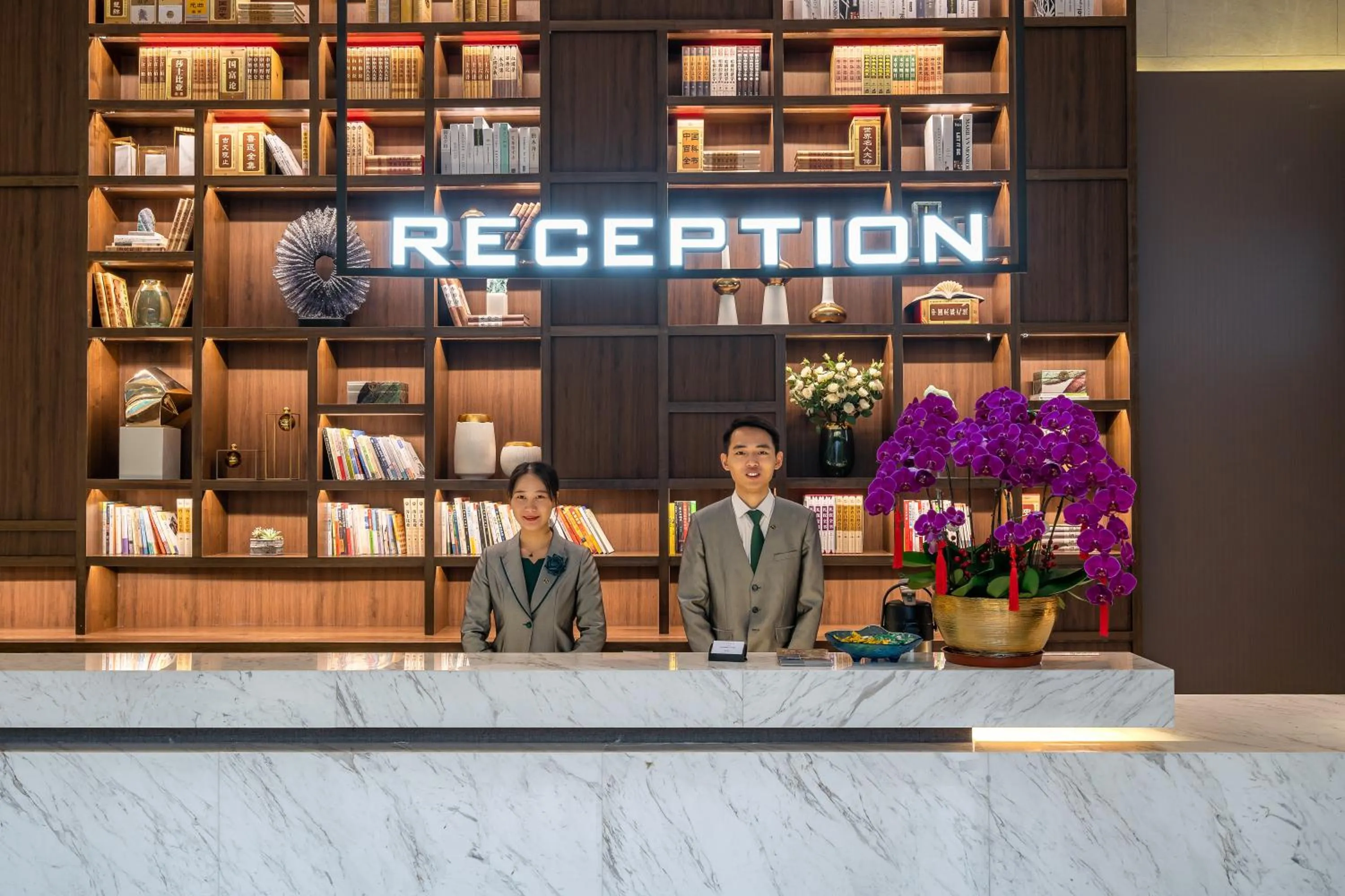 Staff in Anban Hotel Shenzhen