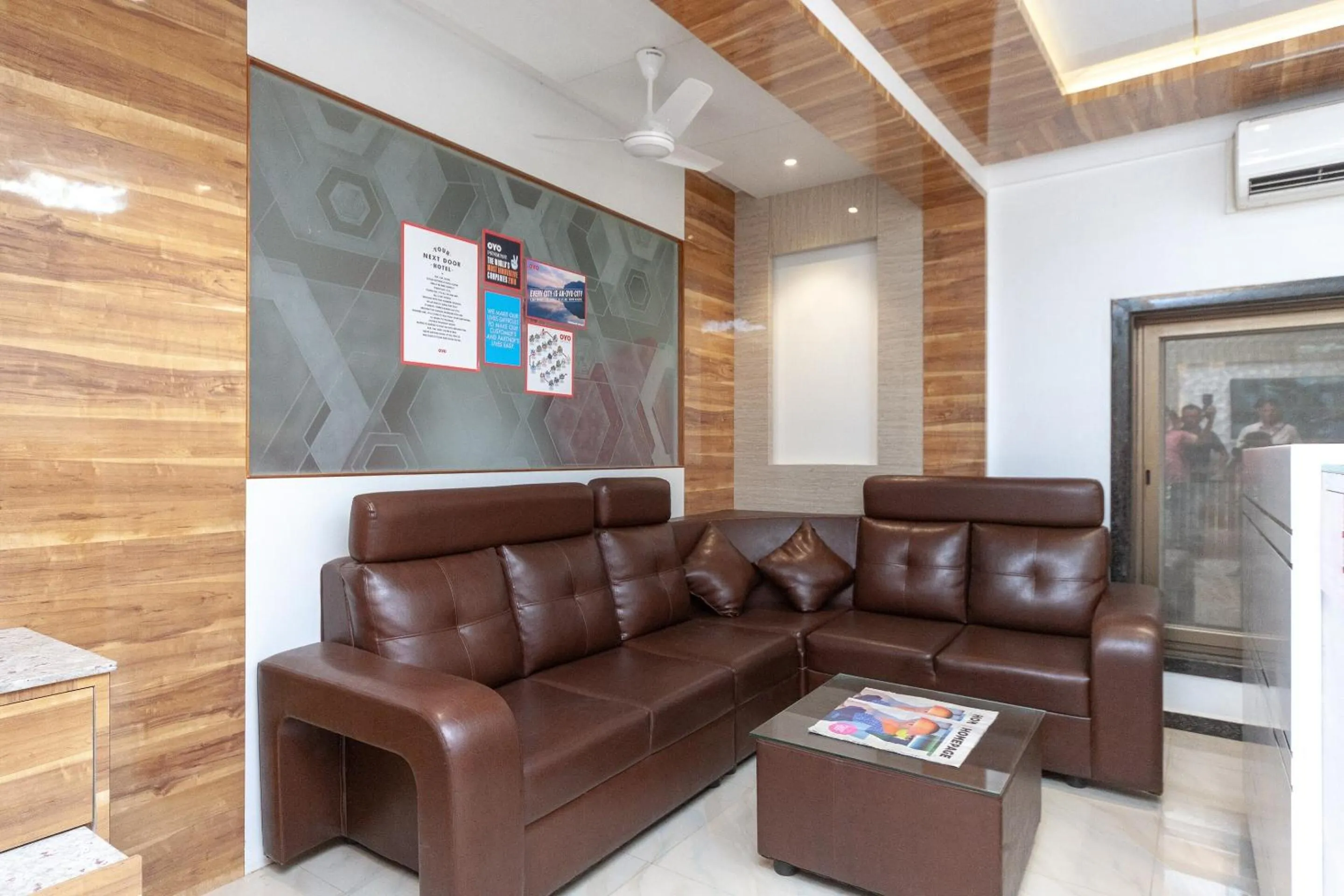 Lobby or reception in  Super OYO Capital O Admire Suit Hospitality