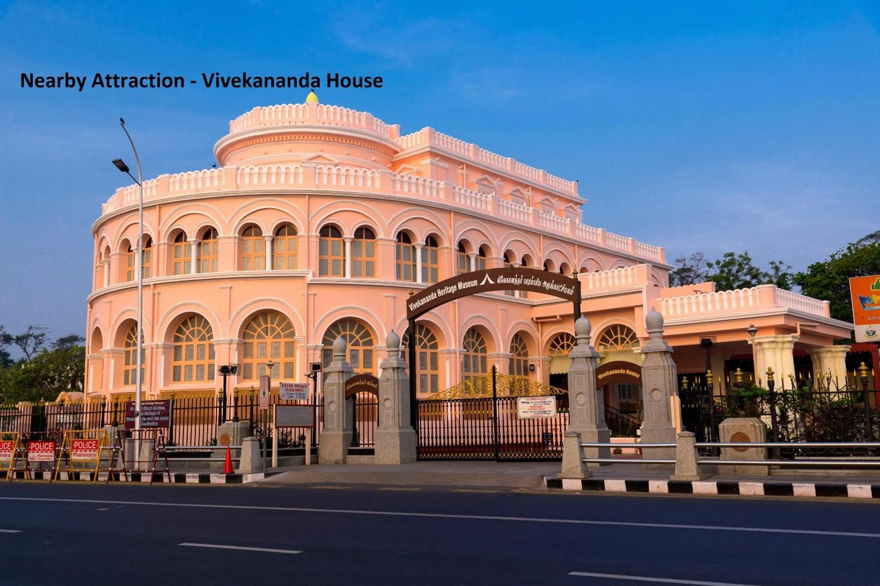 Facade/entrance, Property Building in  Super OYO Capital O Admire Suit Hospitality