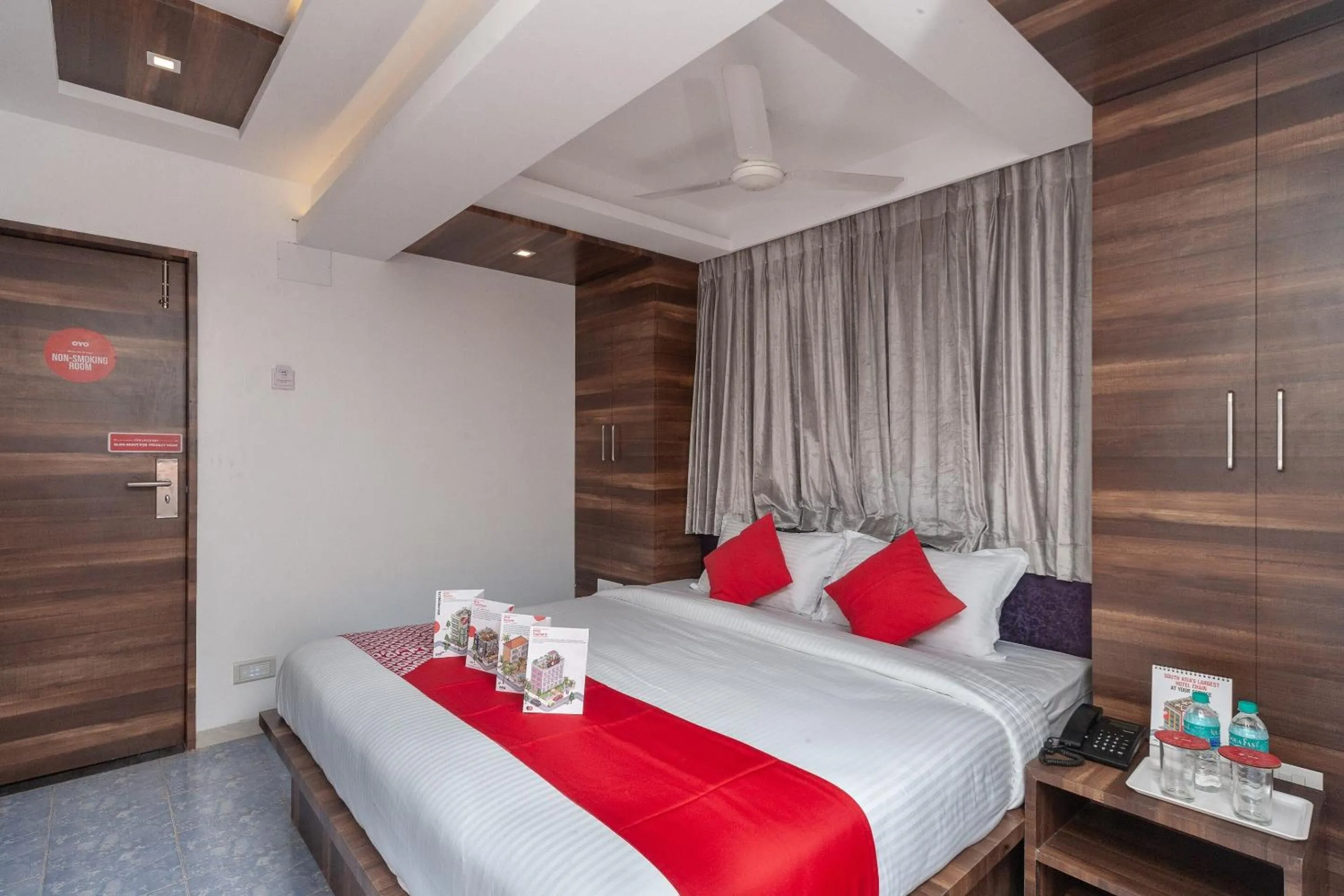 Bedroom in  Super OYO Capital O Admire Suit Hospitality