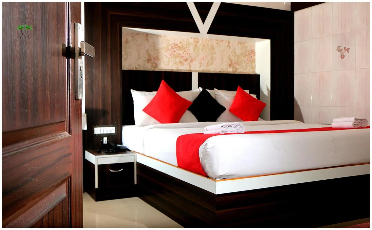 Bedroom in Peace Residency