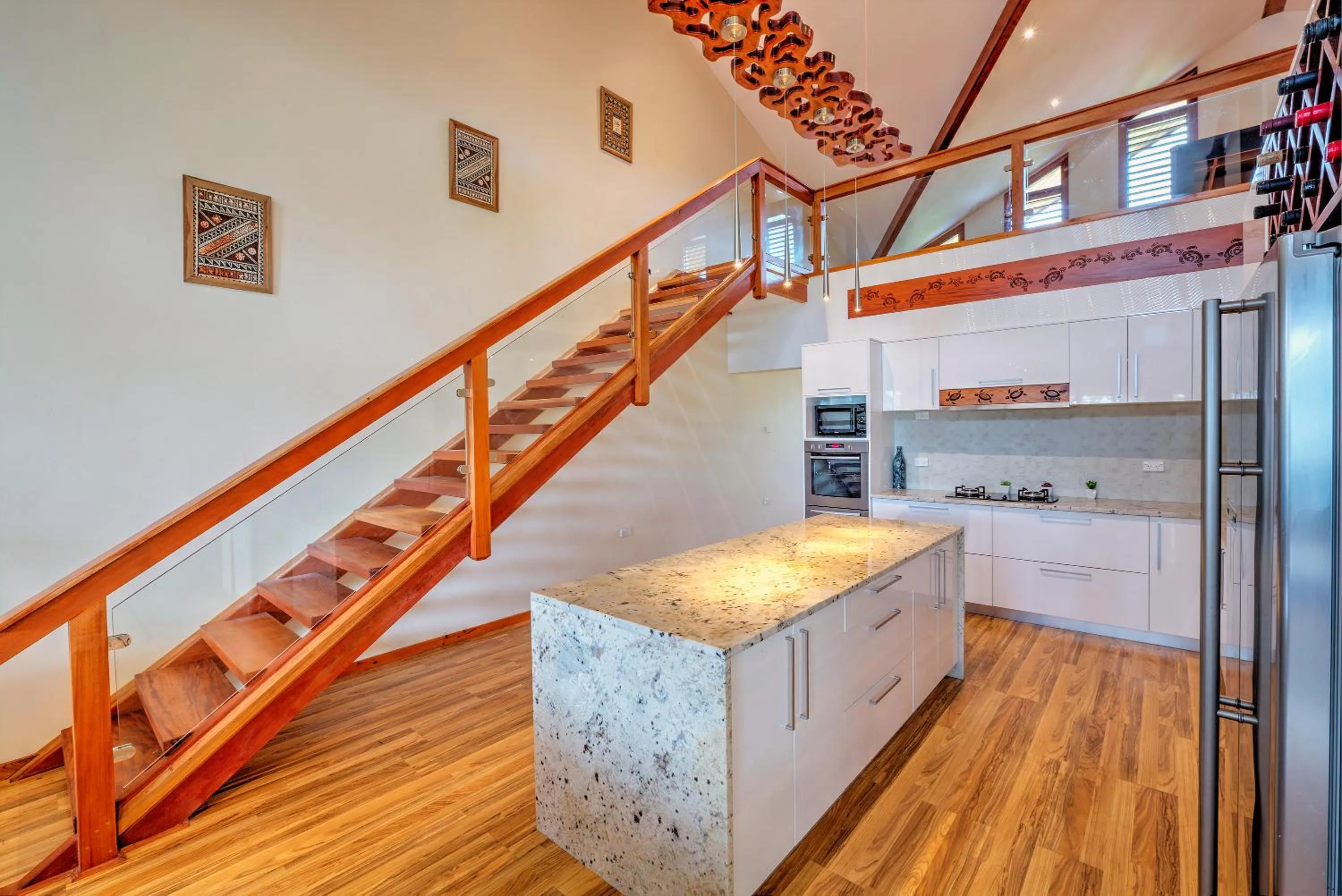 Kitchen or kitchenette in Maui Palms