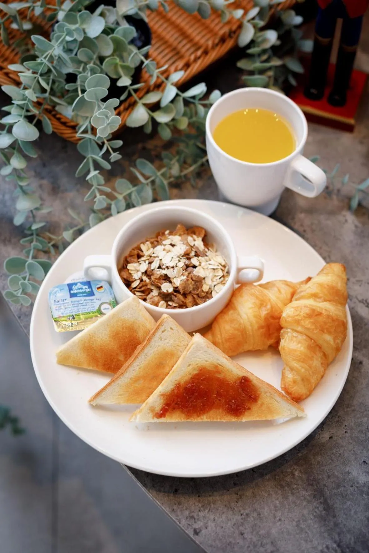 Breakfast in Hotel Brown - Zhongzheng