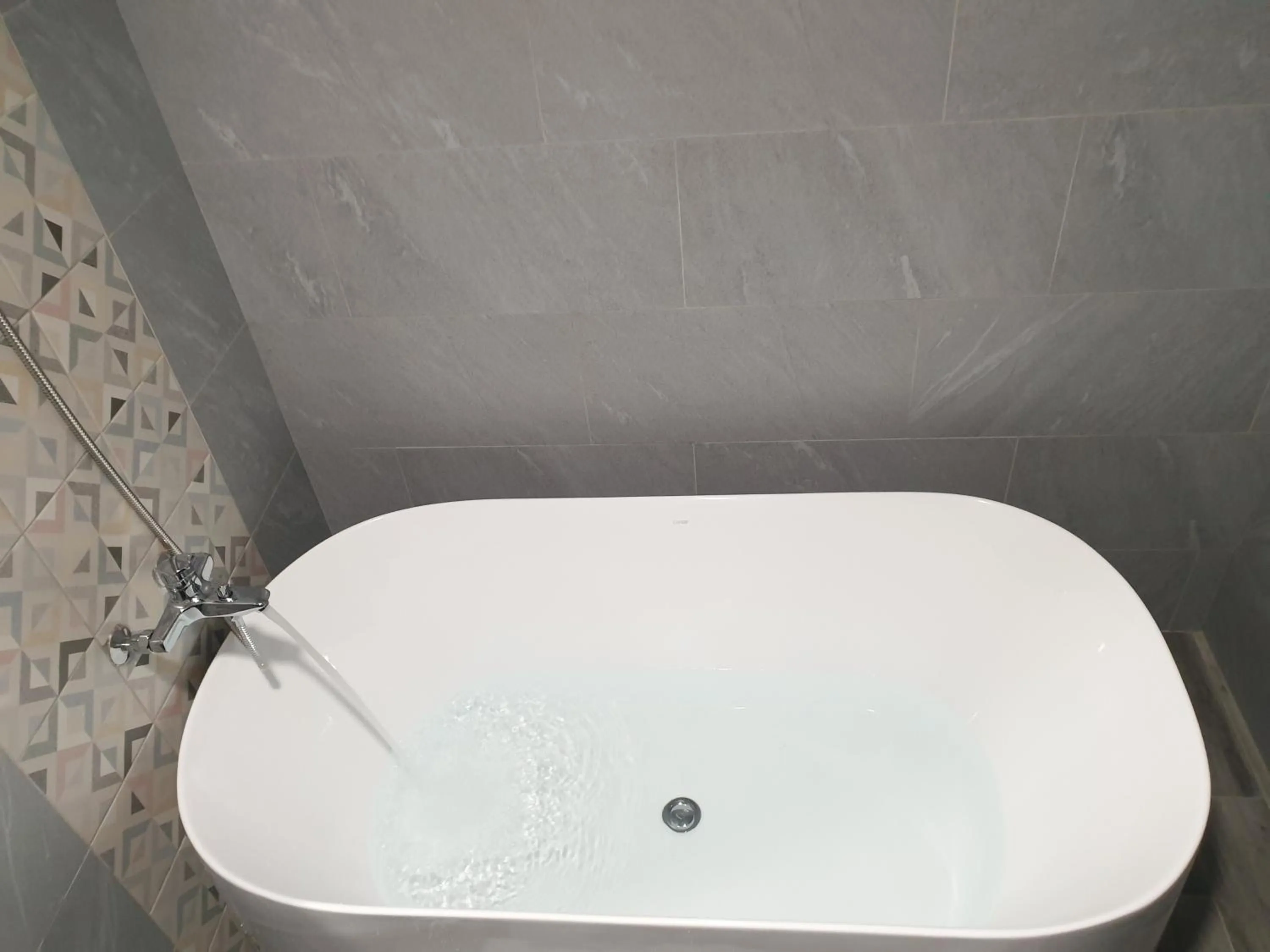 Bath in Hotel Brown - Zhongzheng