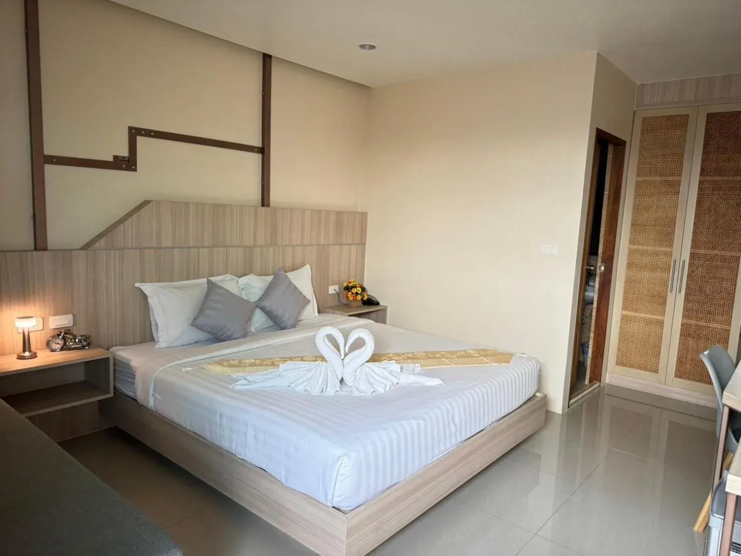 Bed in The Way Patong Hotel Bed in The Way Patong Hotel