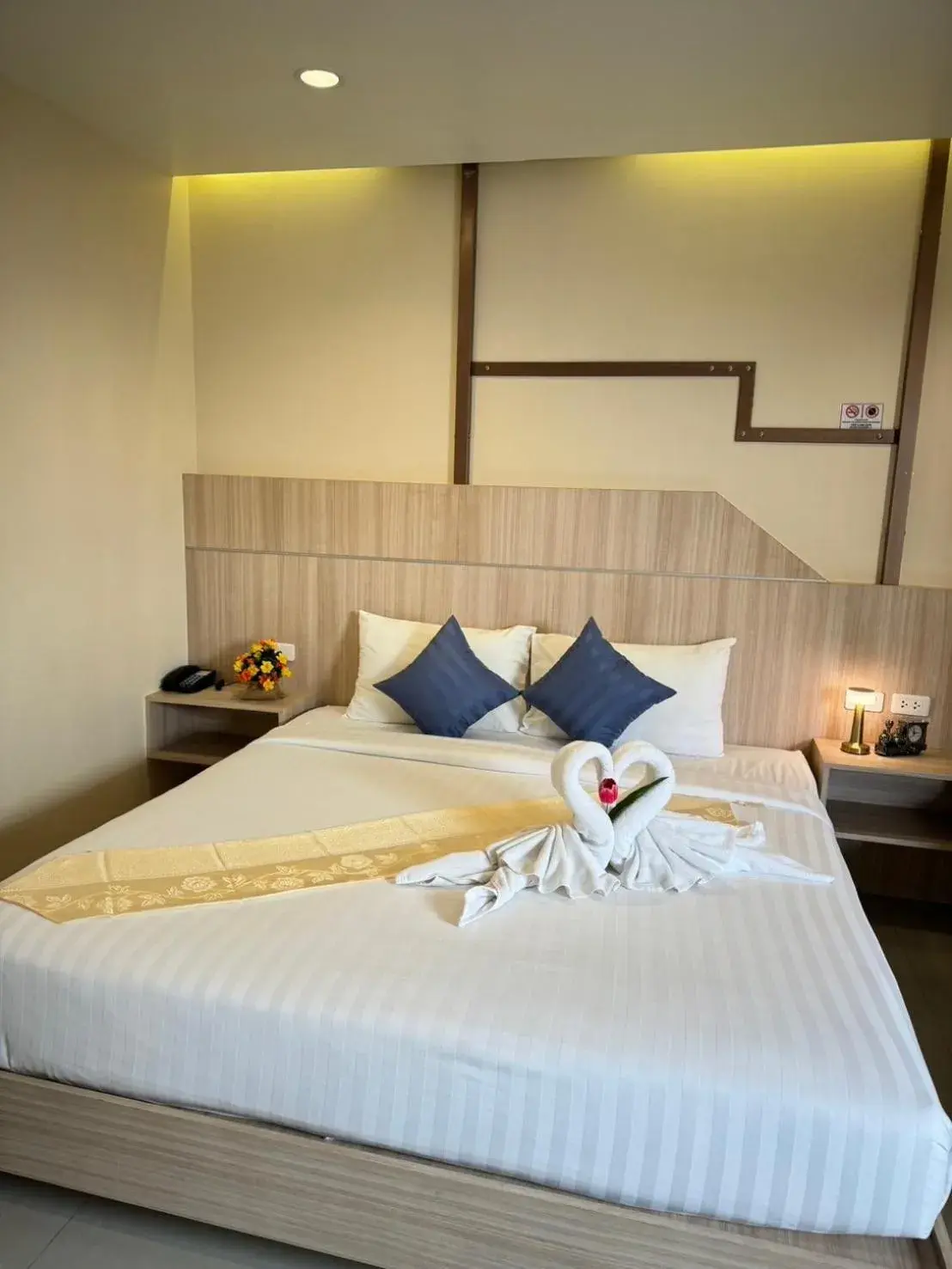 Bed in The Way Patong Hotel Bed in The Way Patong Hotel