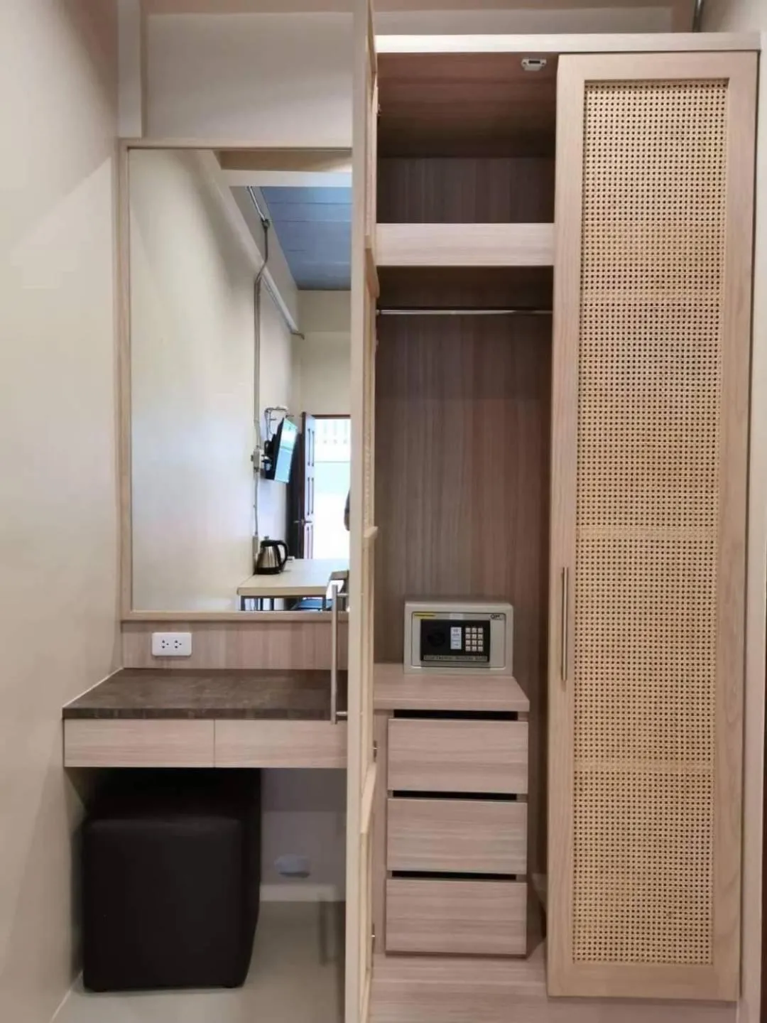 hair dresser in The Way Patong Hotel