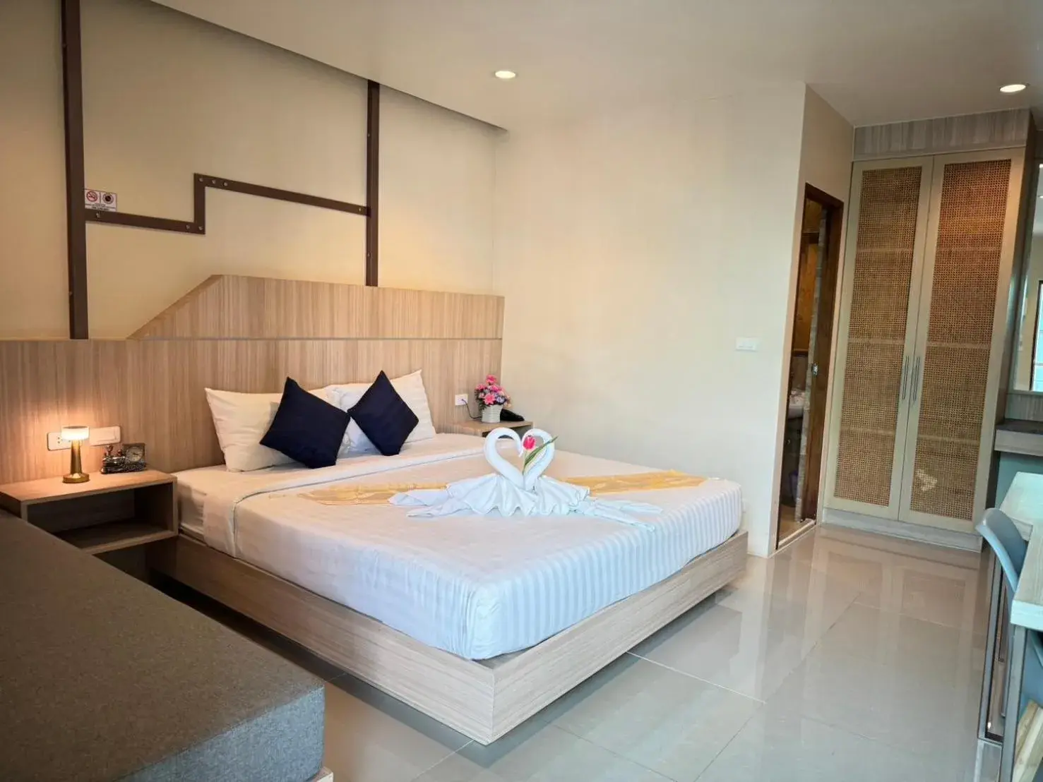 Bed in The Way Patong Hotel Bed in The Way Patong Hotel