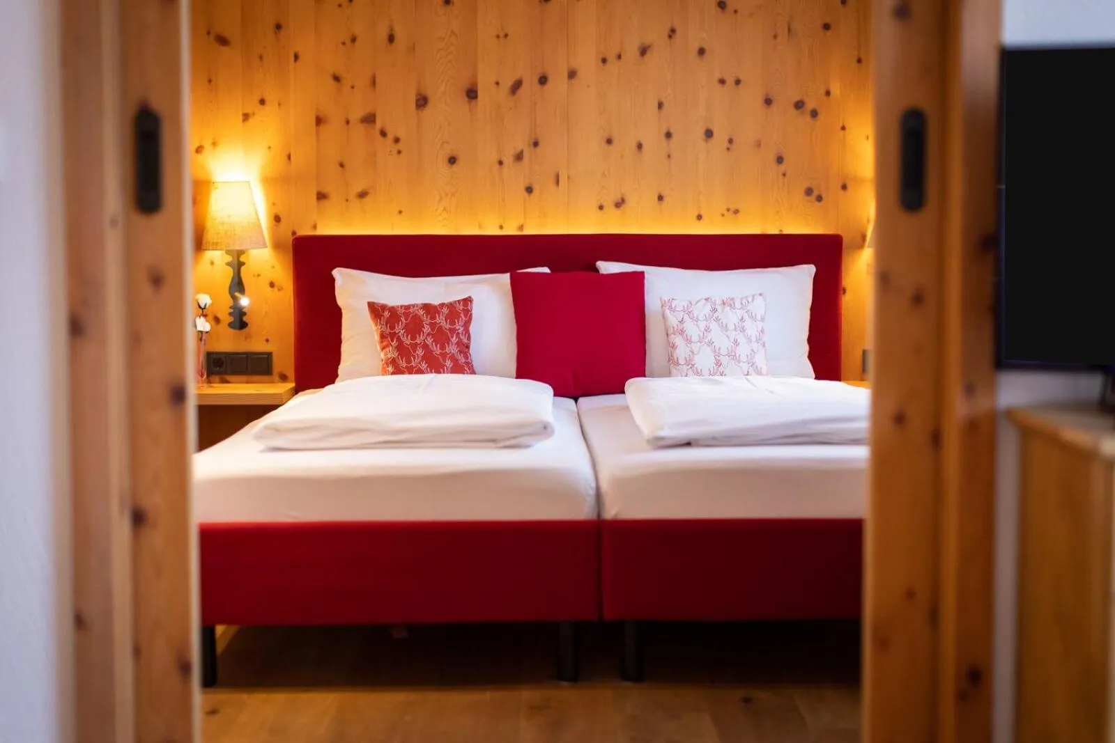 Bedroom, Bed in Hapimag Ferienwohnungen Zell am See