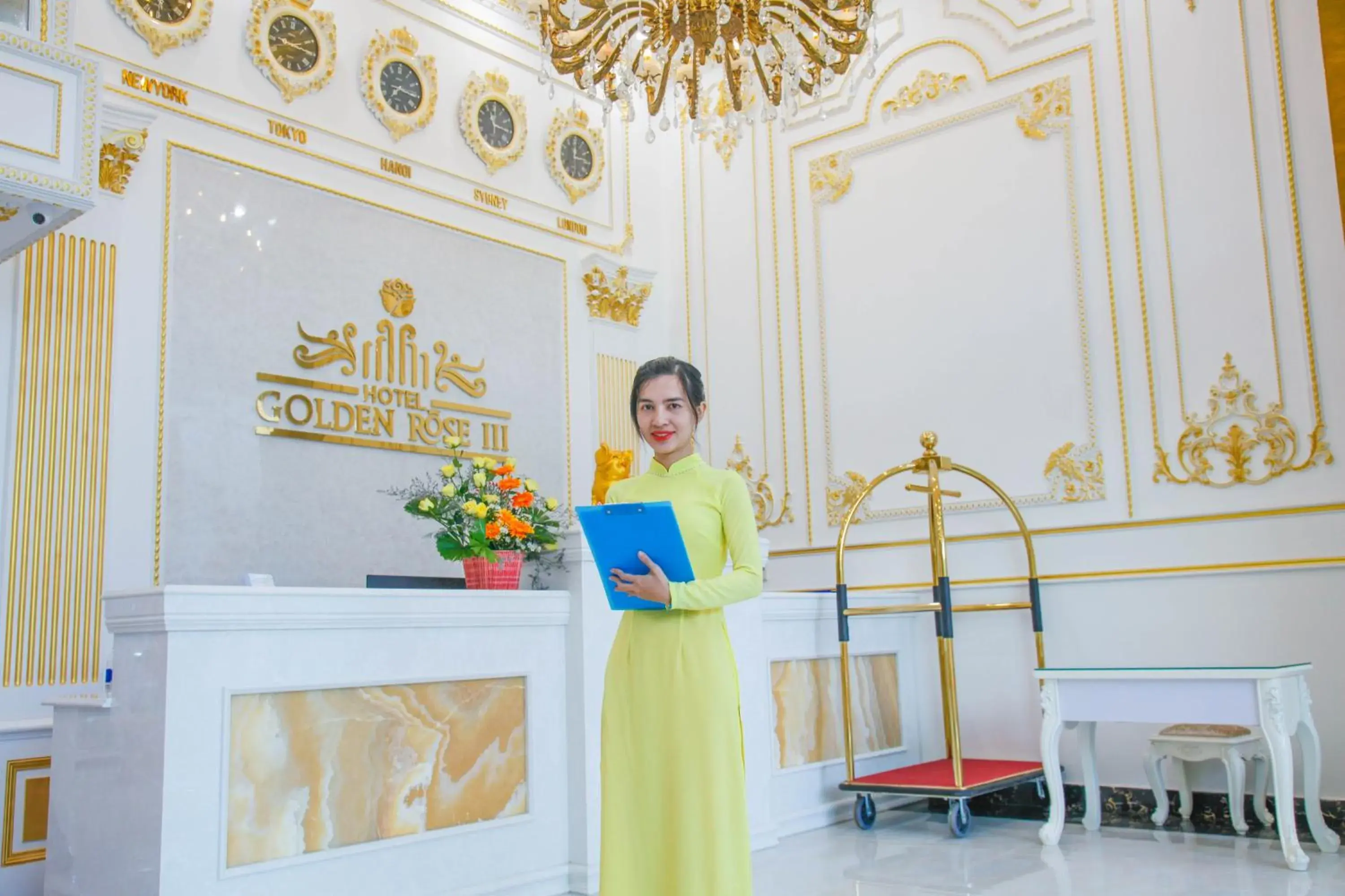 Lobby or reception in Royal Beach Hotel by THG Lobby or reception in Royal Beach Hotel by THG