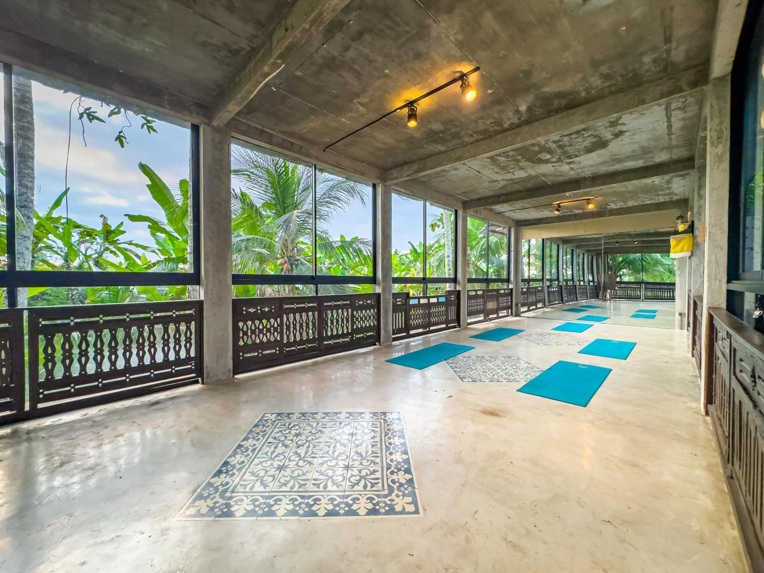 Day in Gunung An Retreat