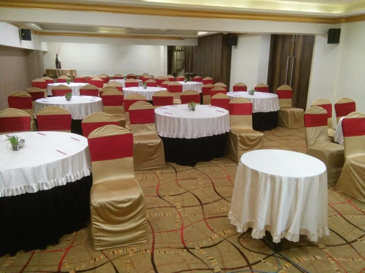 Business facilities in The Fern Residency Rajkot