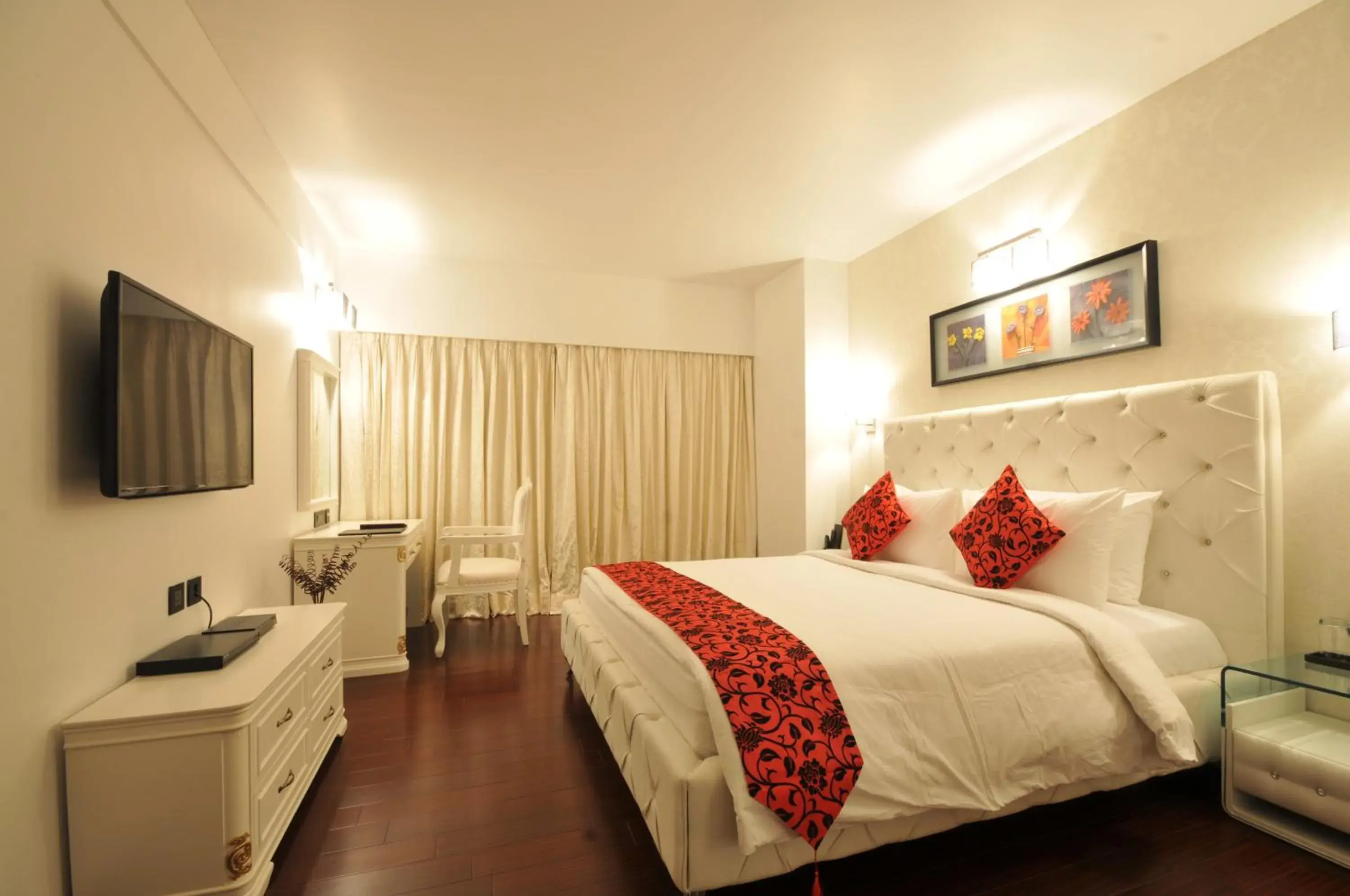 Hazel Suite, 1 King Bed in The Fern Residency Rajkot, Series by Marriott Hazel Suite, 1 King Bed in The Fern Residency Rajkot, Series by Marriott