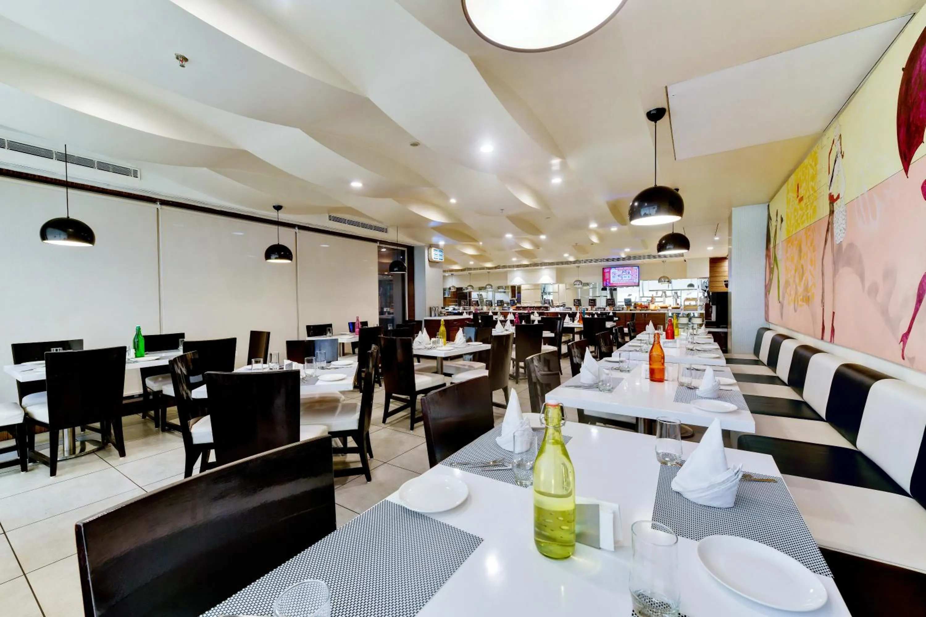 Restaurant/places to eat in The Fern Residency Rajkot