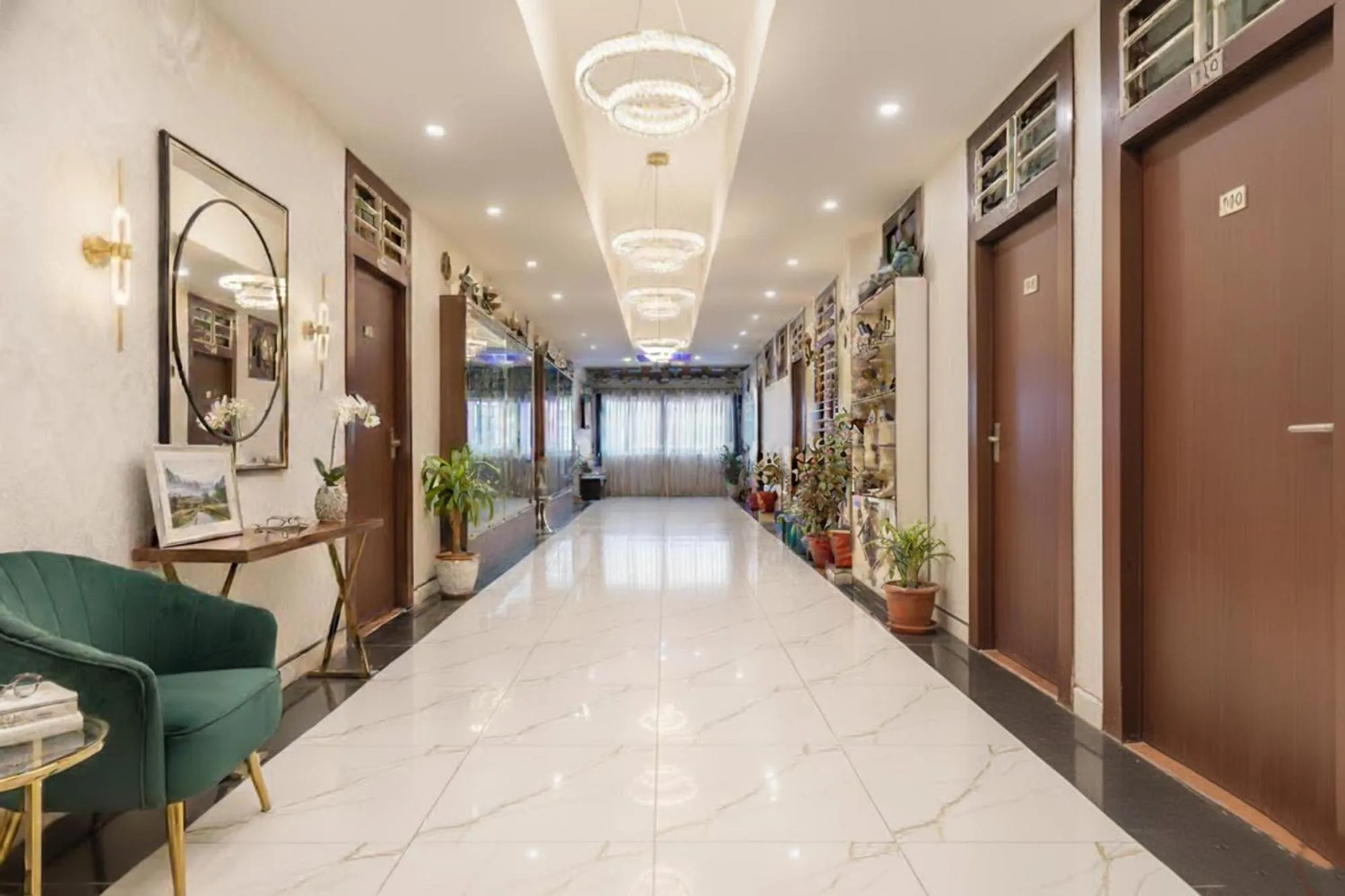 Lobby or reception in Via Shree Regency