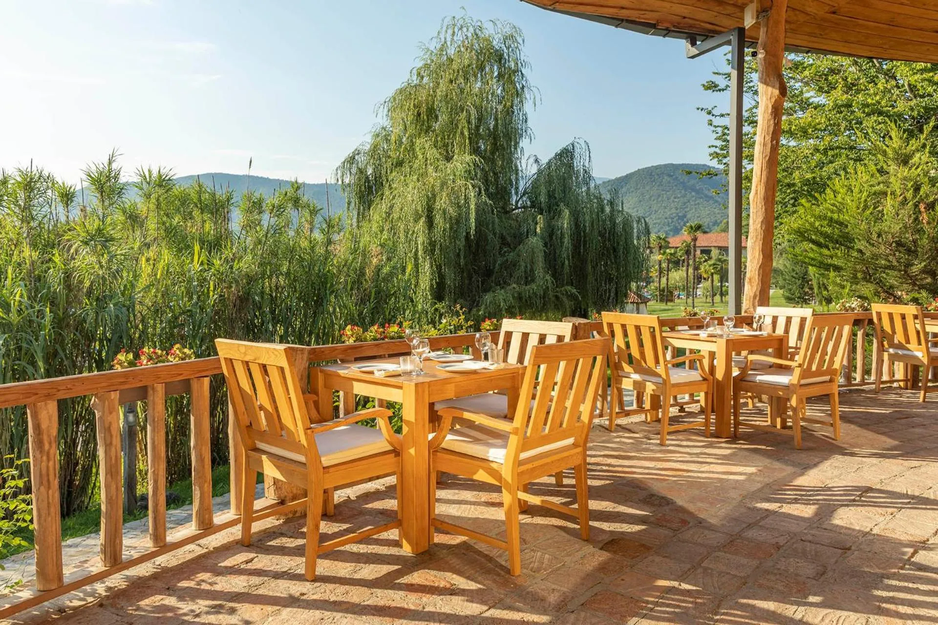 Restaurant/places to eat in Lopota Lake Resort & Spa