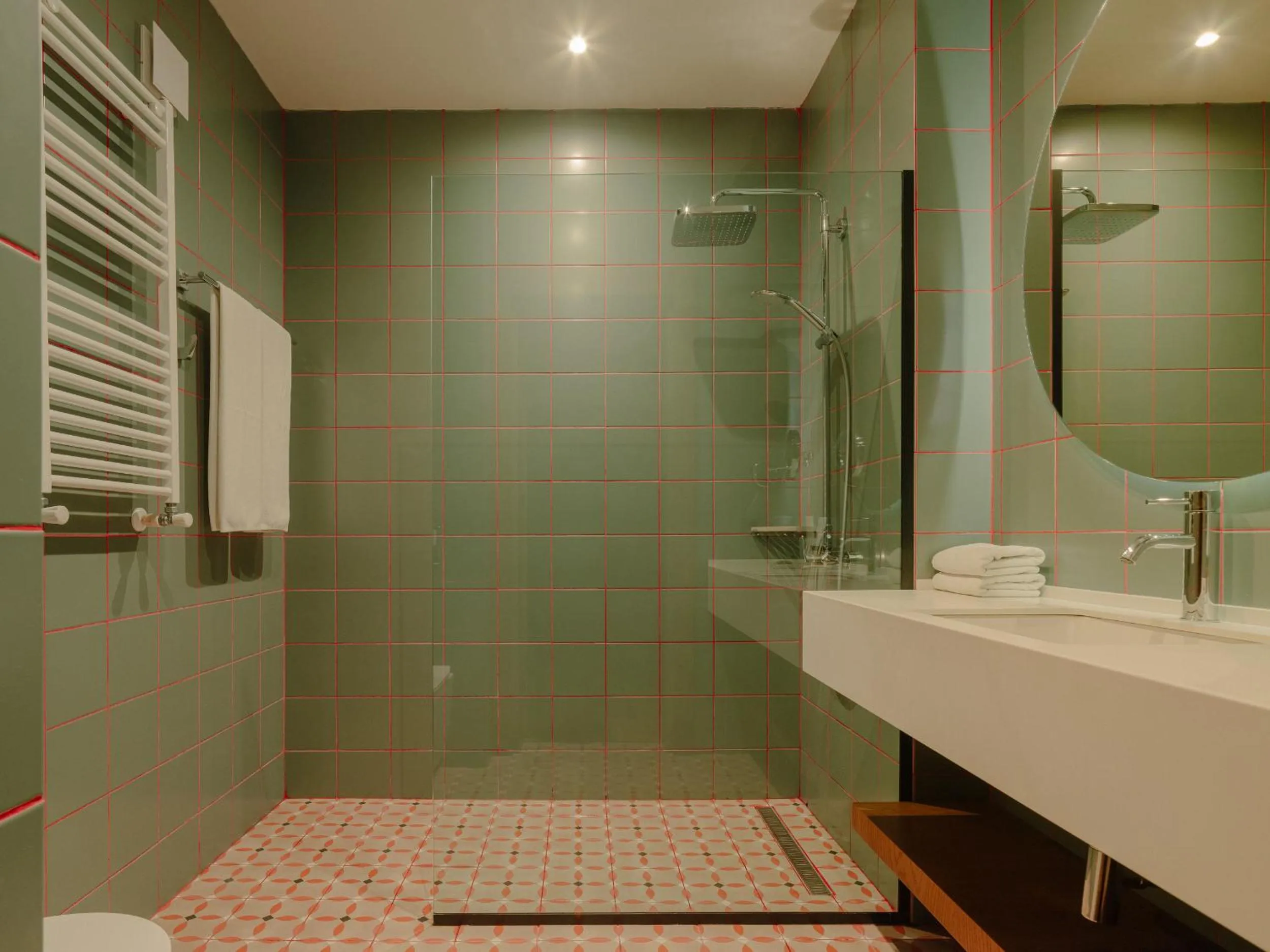 Shower in Lopota Lake Resort & Spa