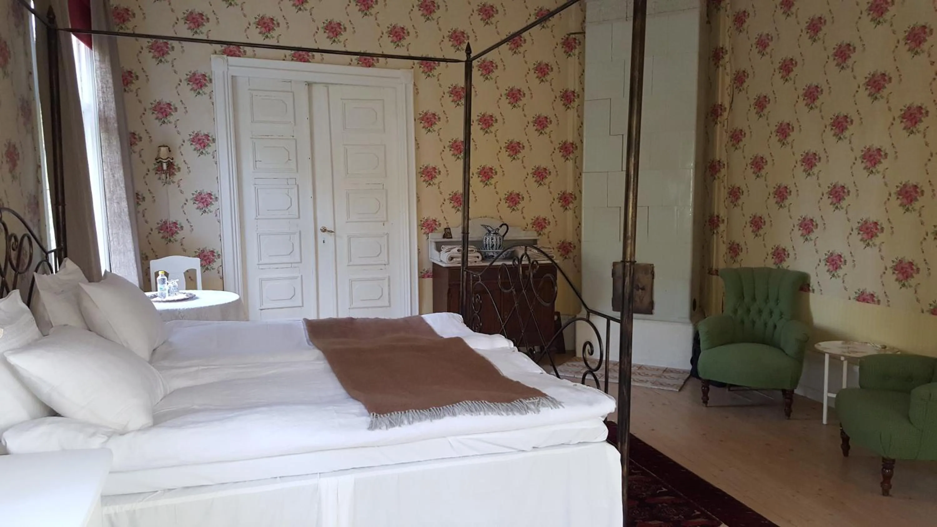 Bed in Hoby Gård B&B