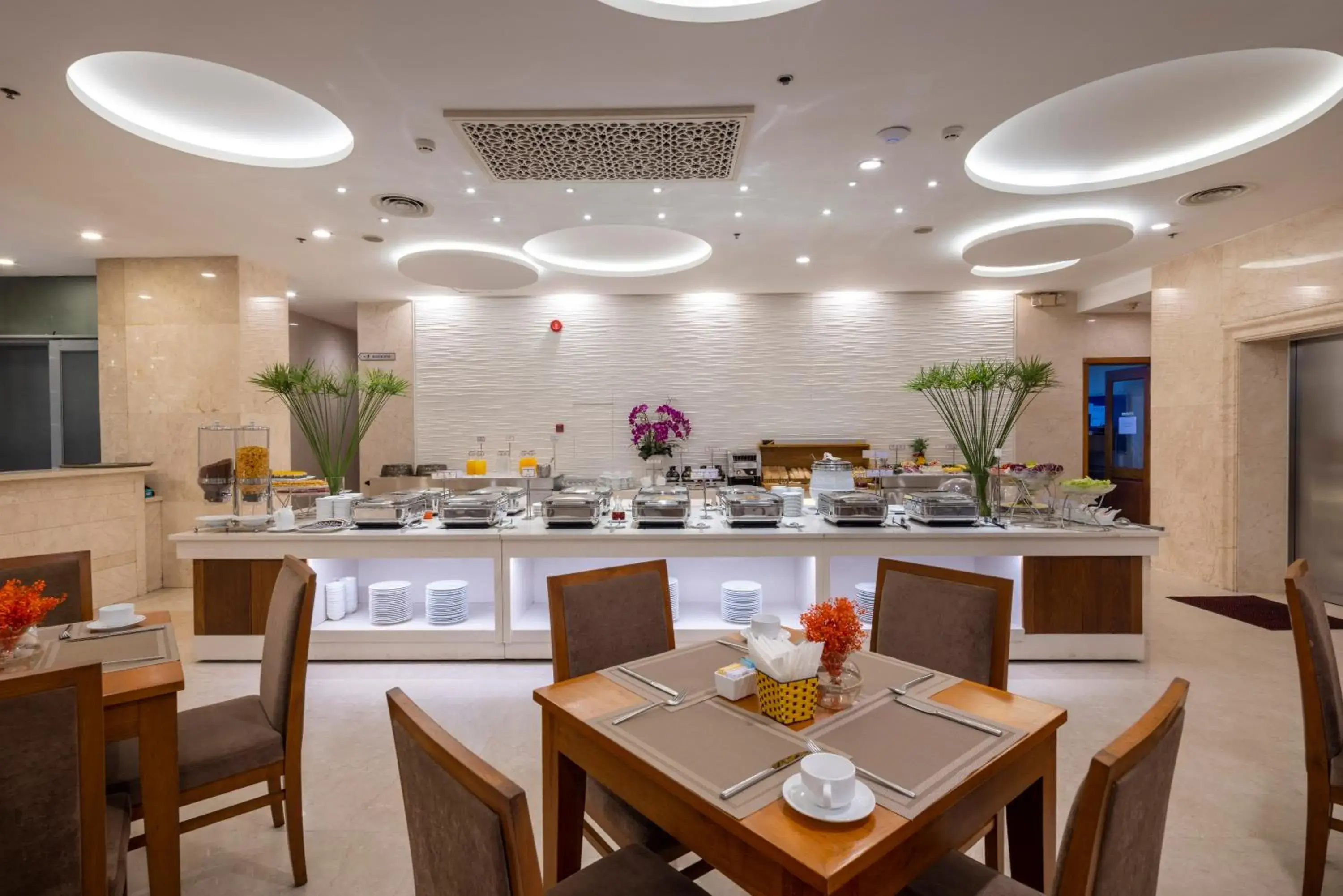 Restaurant/places to eat in Eden Star Saigon Hotel Restaurant/places to eat in Eden Star Saigon Hotel