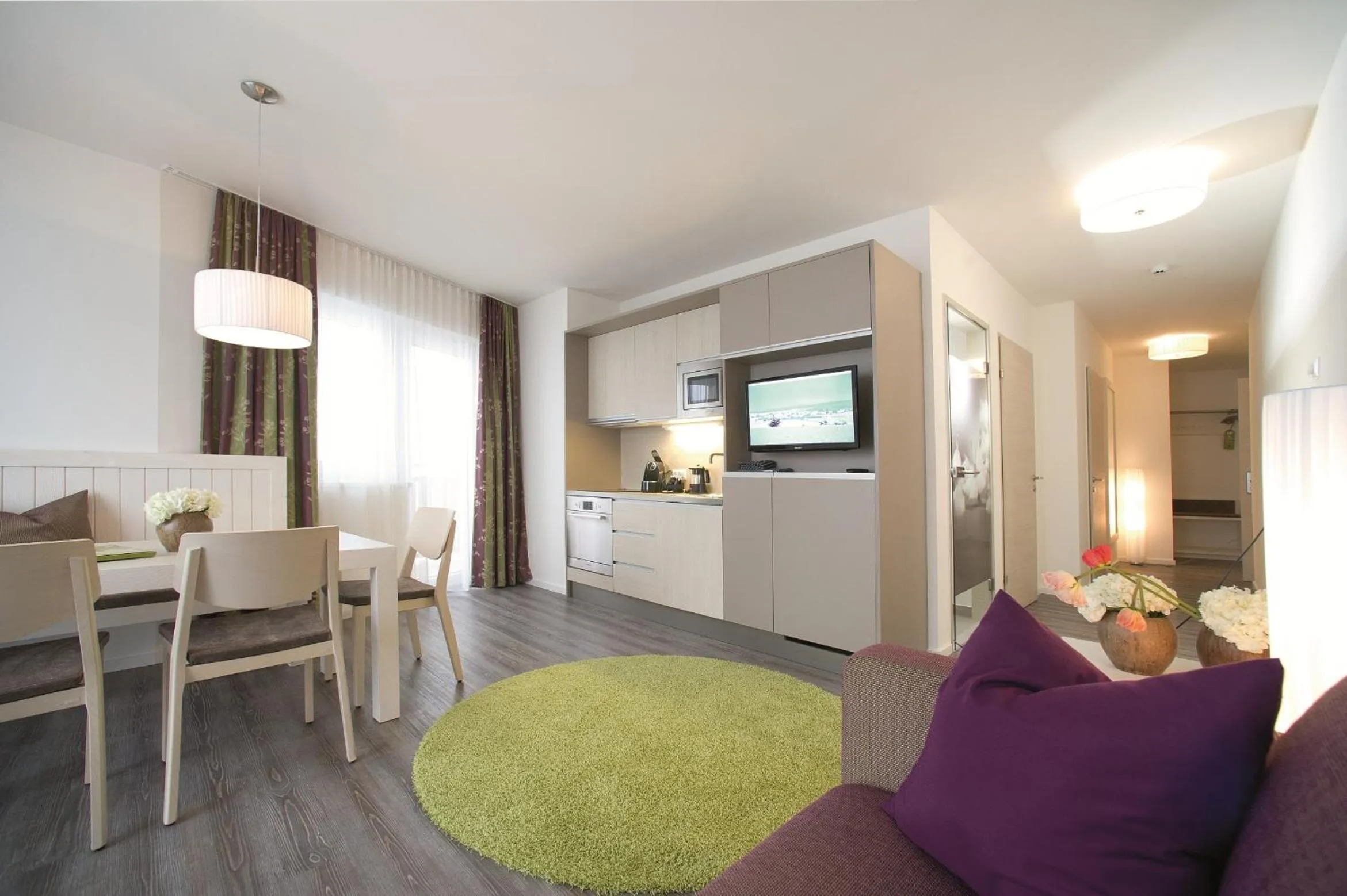 Kitchen or kitchenette in Hotel Holunderhof