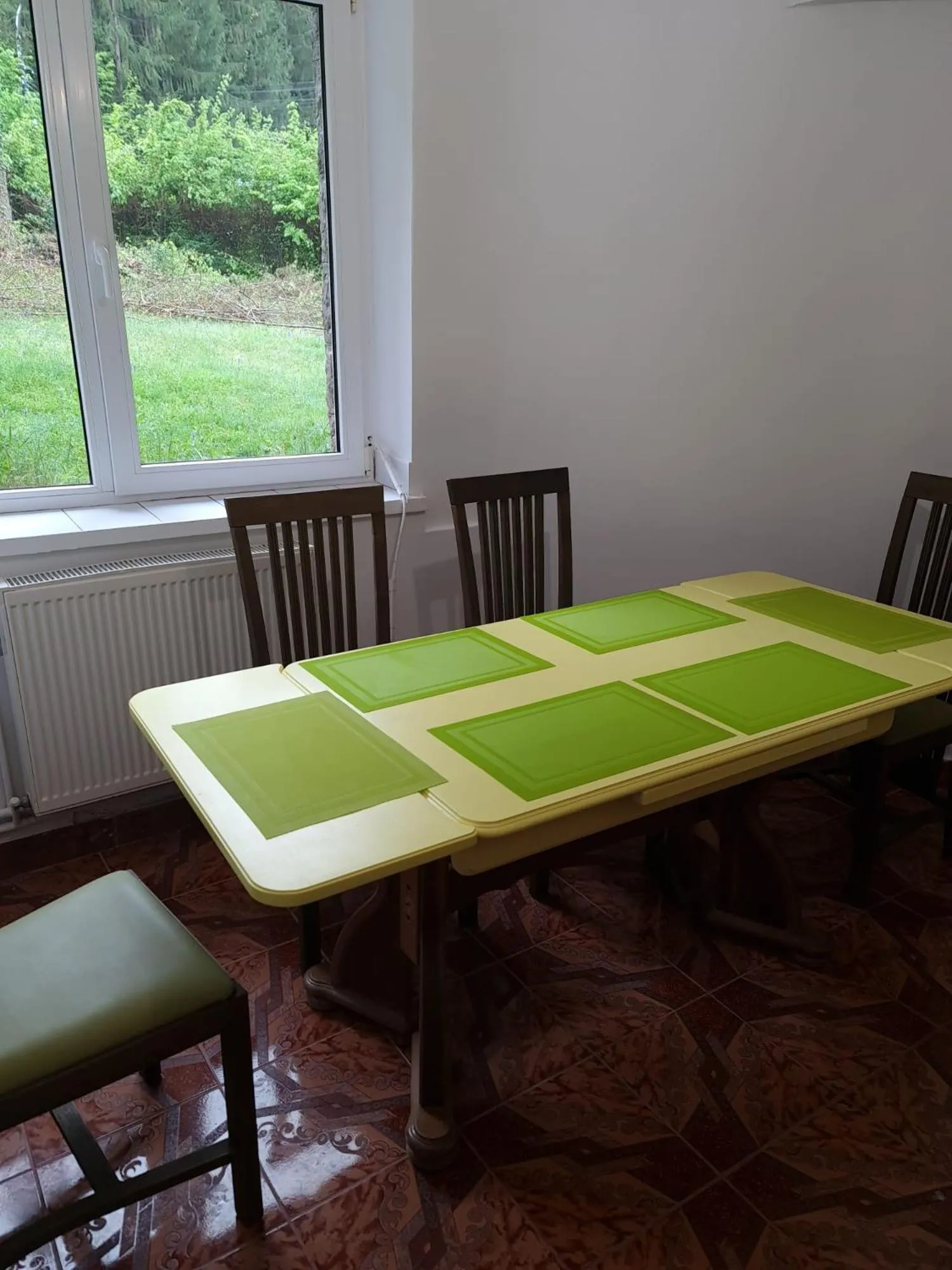 Restaurant/places to eat in Vila Onix
