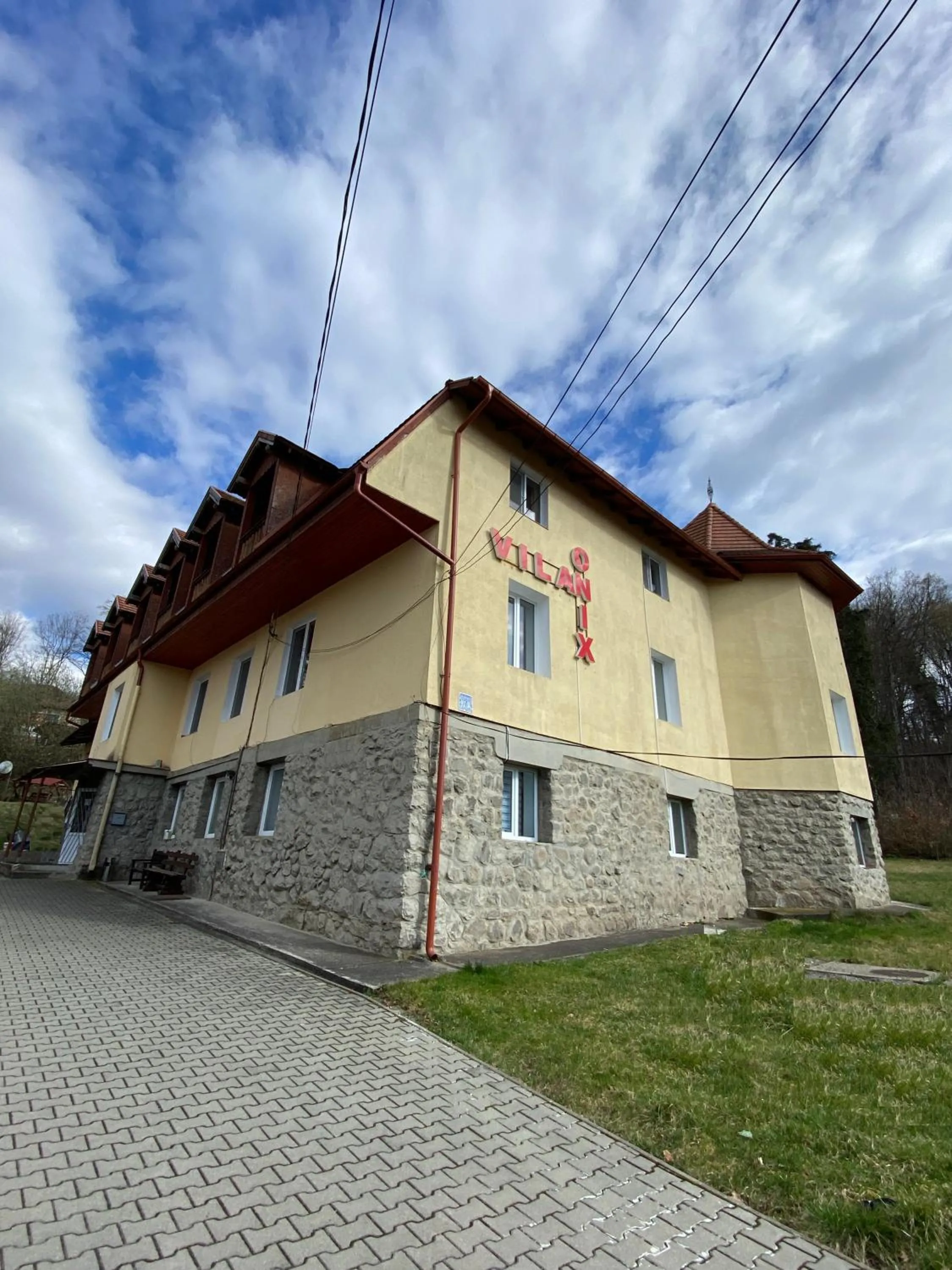 Property building in Vila Onix