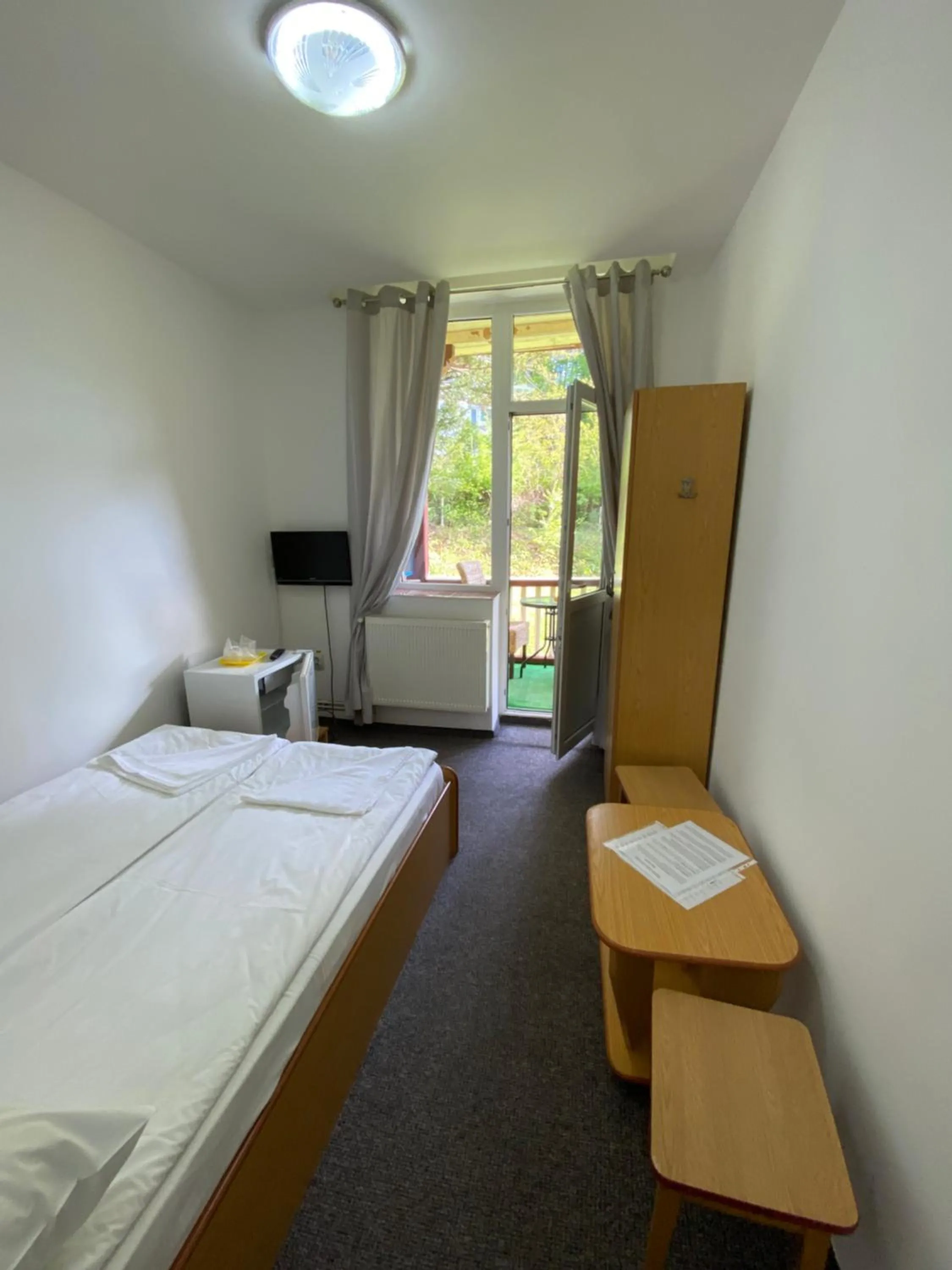 Photo of the whole room, Bed in Vila Onix
